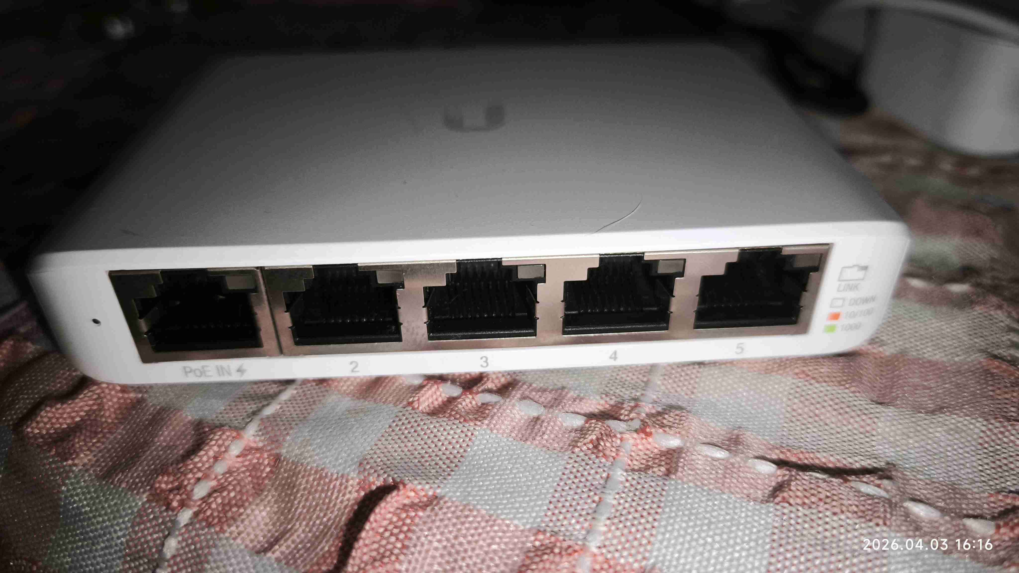 Switch Ubiquiti UniFi Flex Mini - miniatura 2