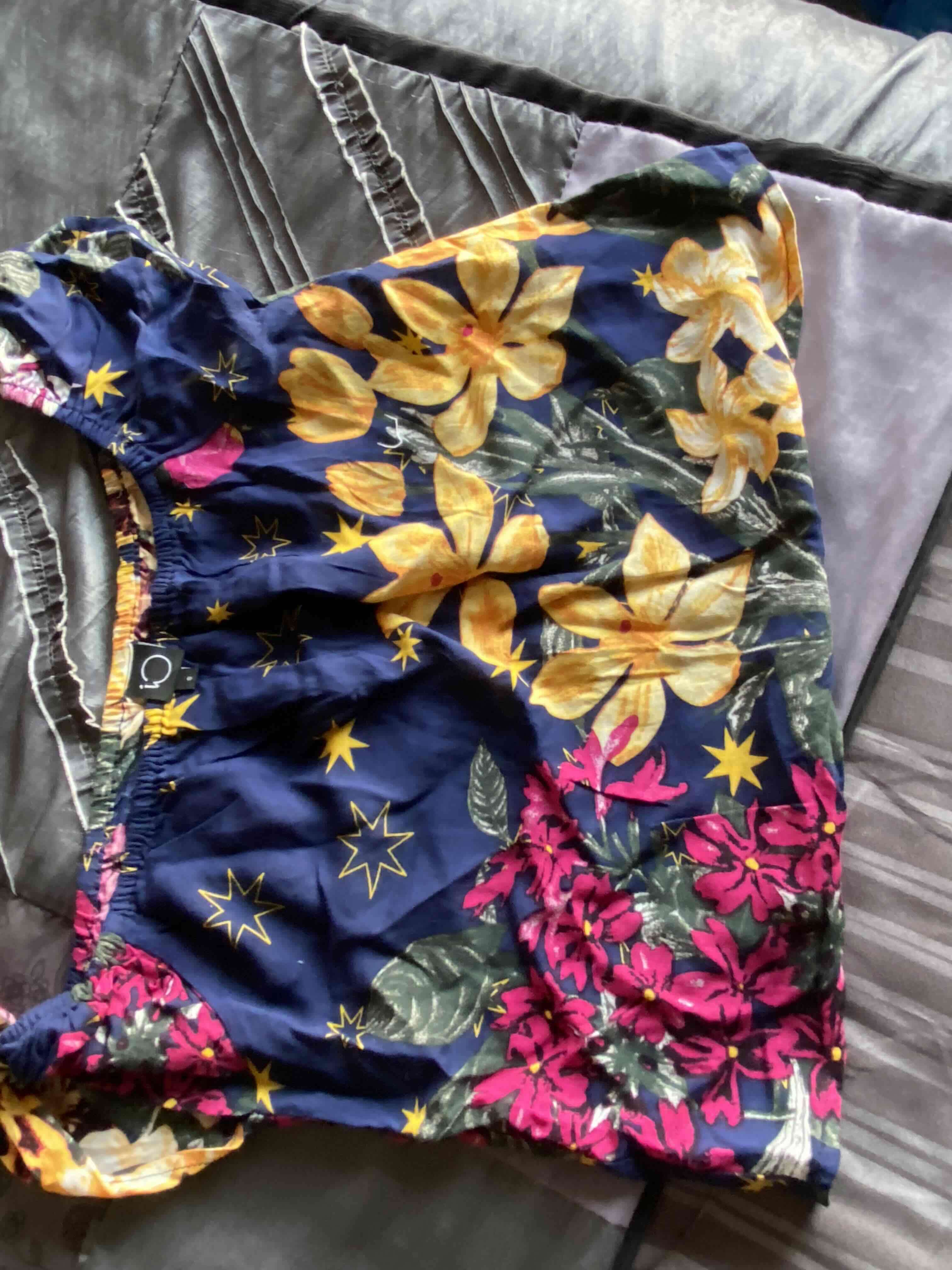 Blusa floral colorida - 1