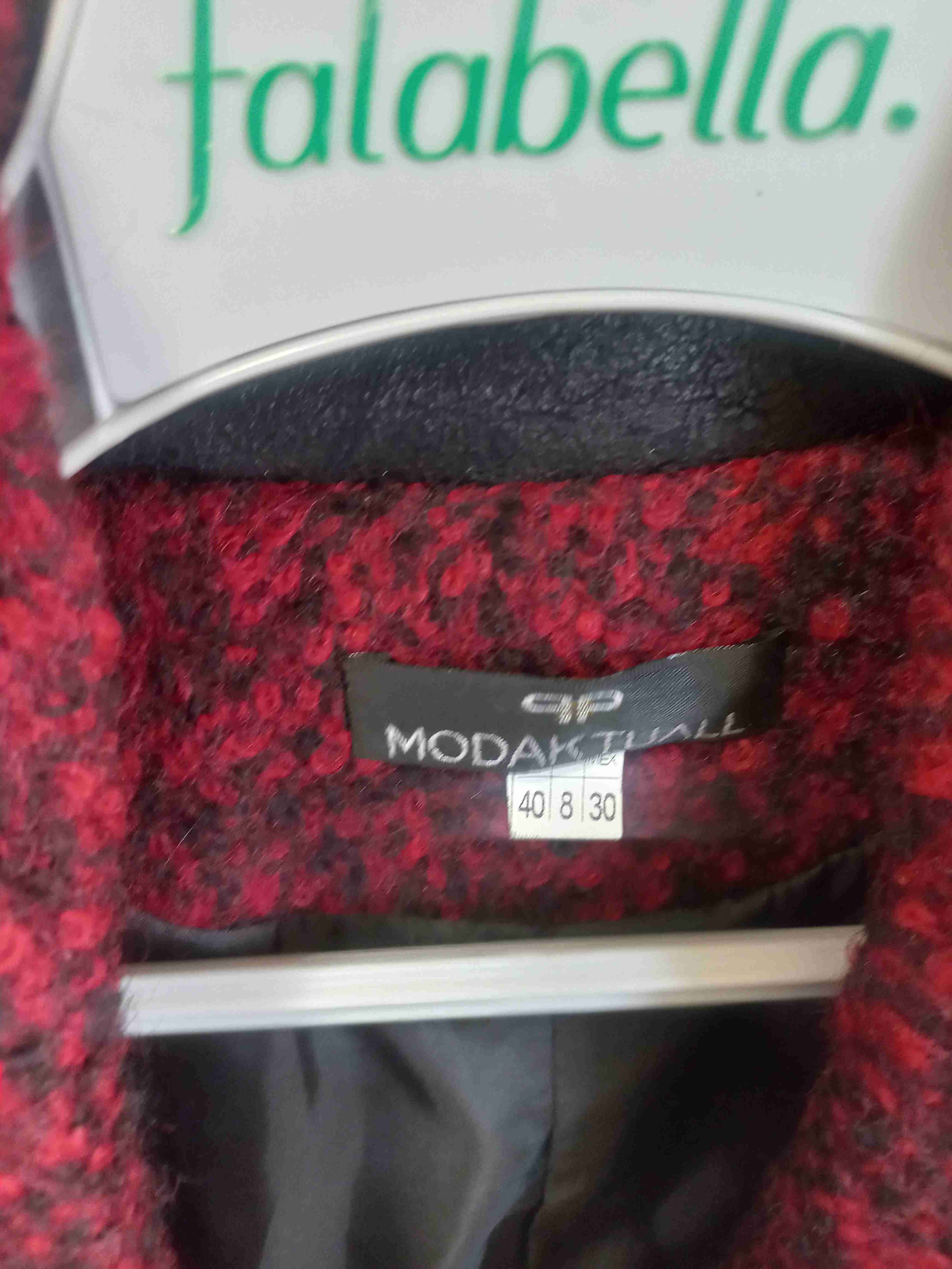 Abrigo rojo estilo militar - 2