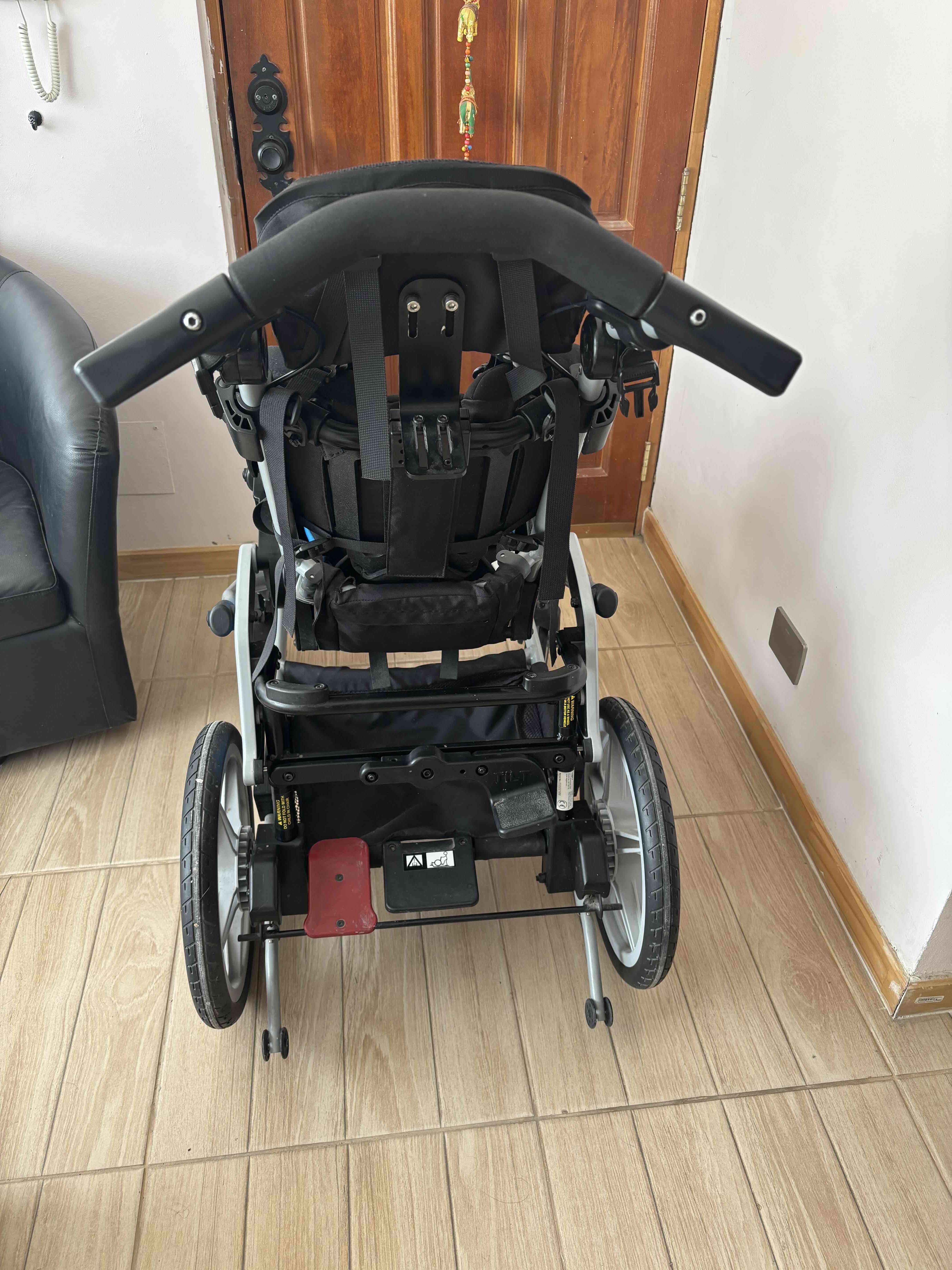 Coche para niños con necesidades especiales - 6