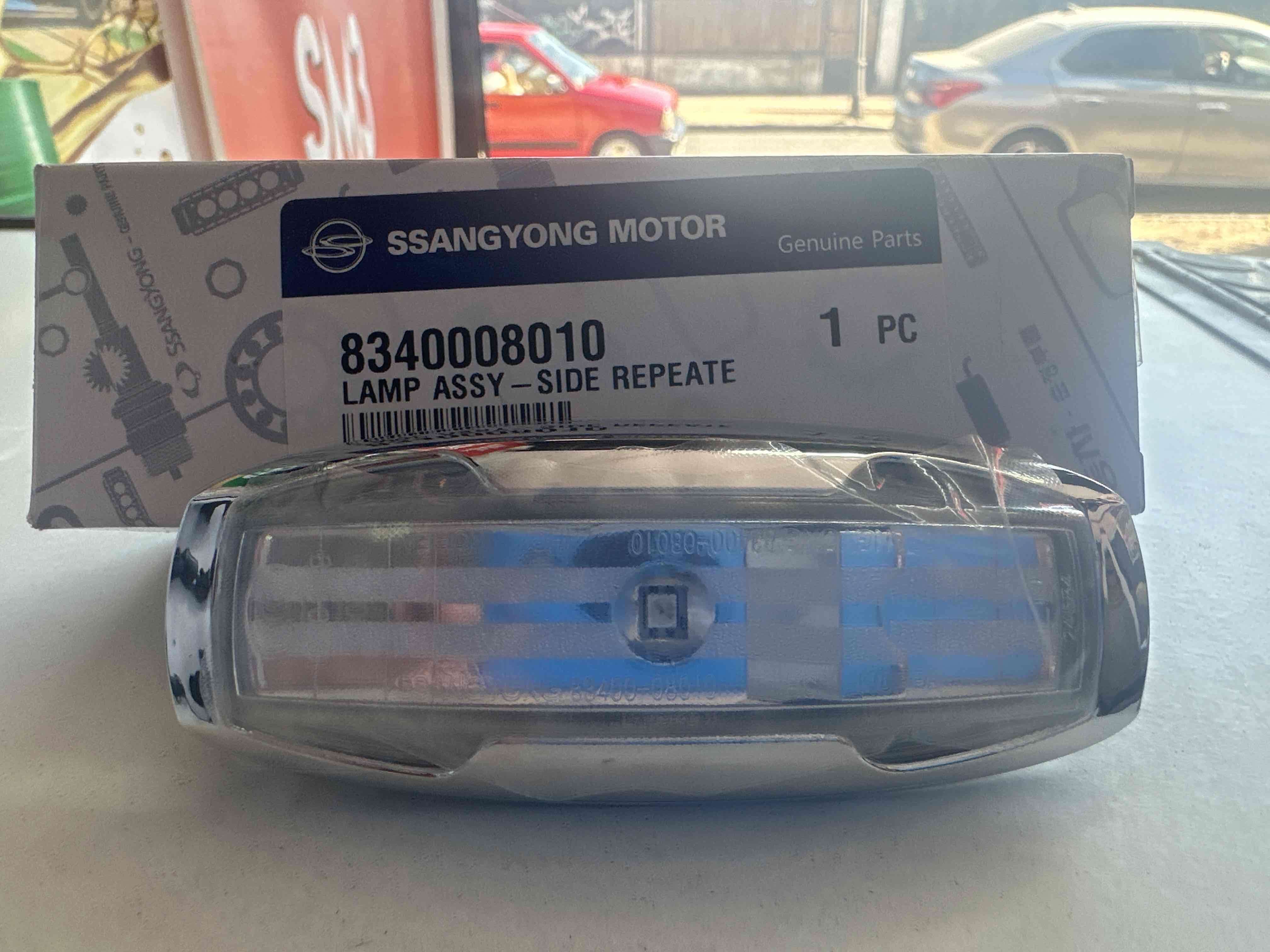 Farol lateral Ssangyong Actyon 12/19 nueva - miniatura 1