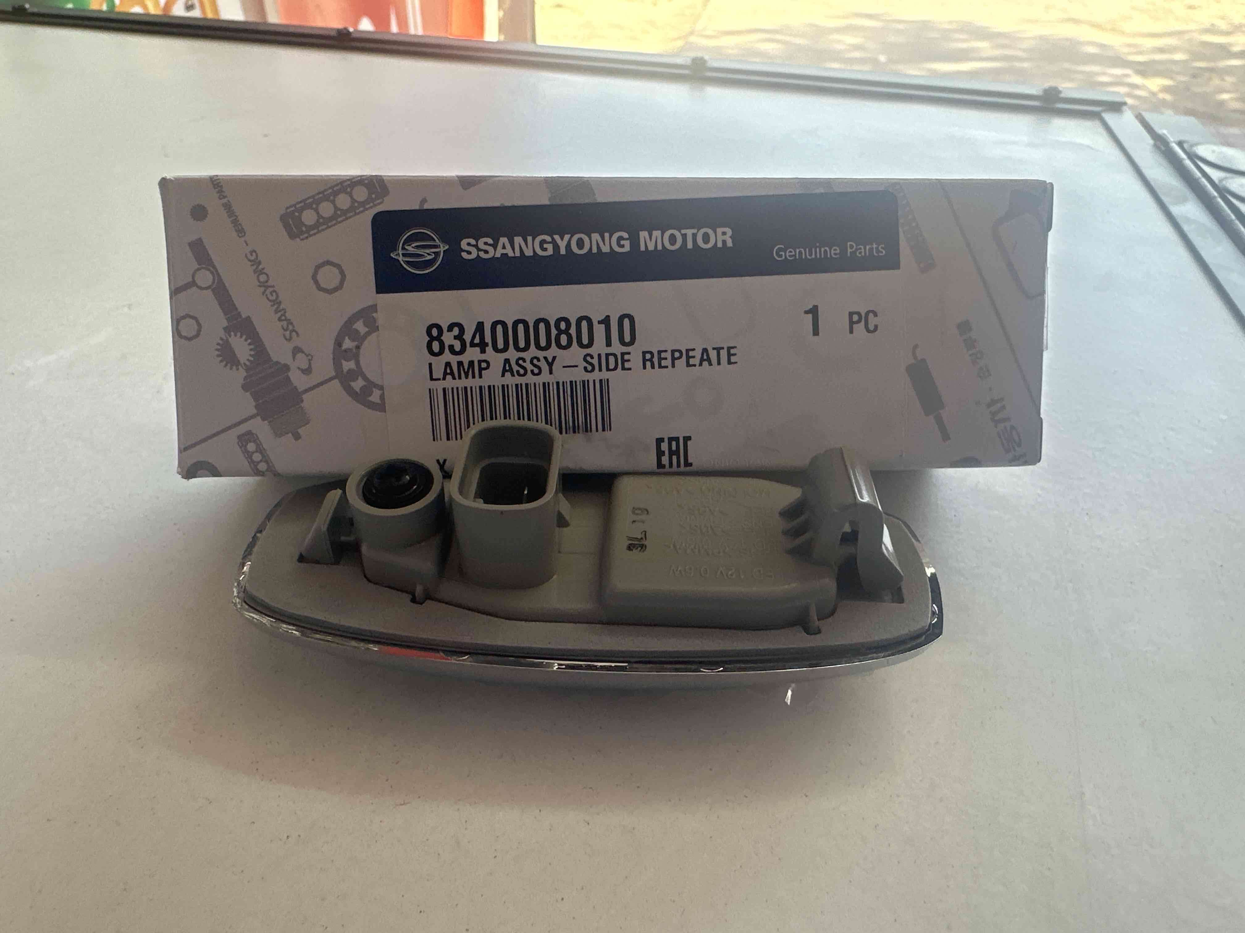 Farol lateral Ssangyong Actyon 12/19 nueva - miniatura 2