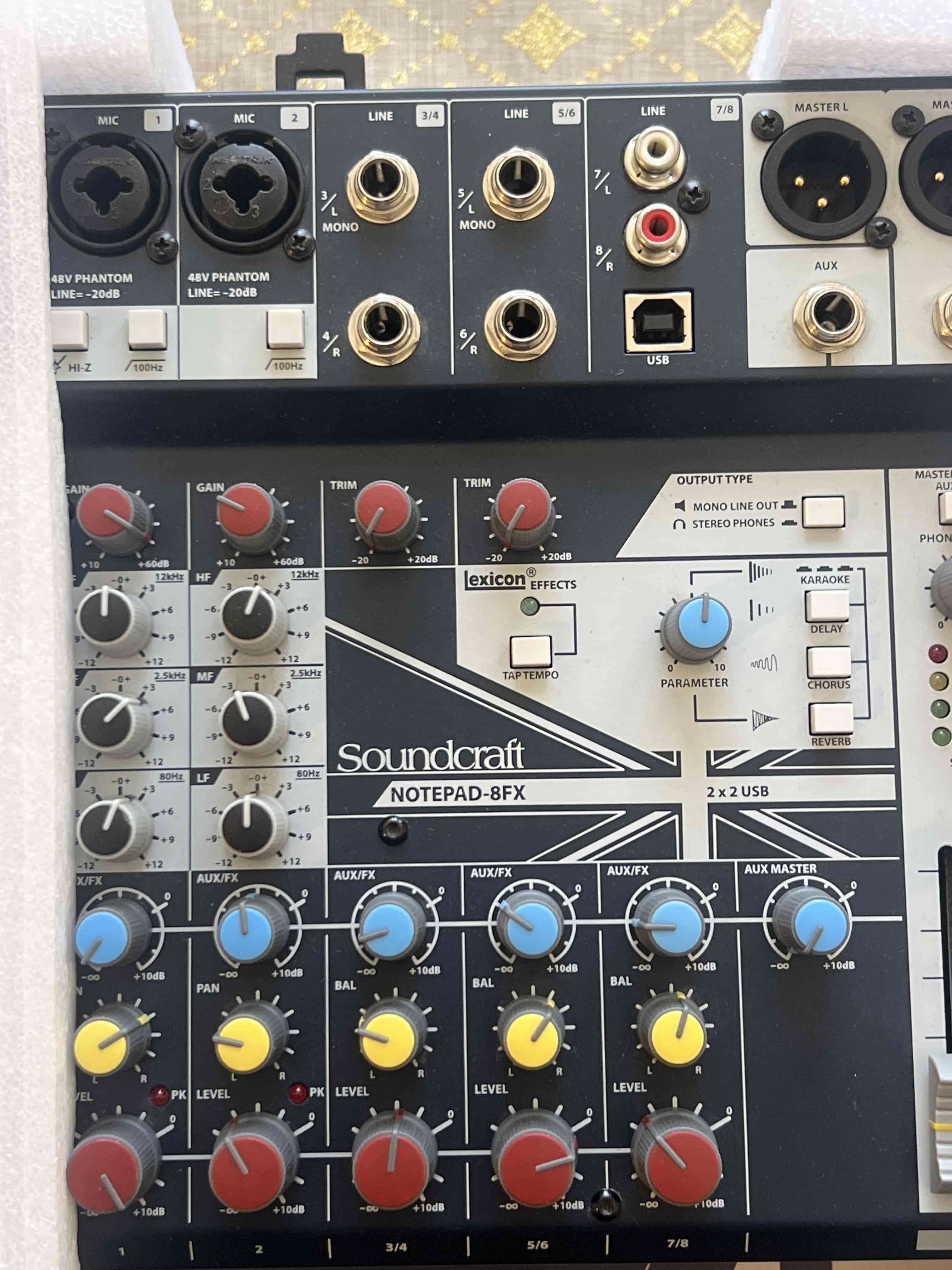 Mezclador Soundcraft Notepad-8FX - 4