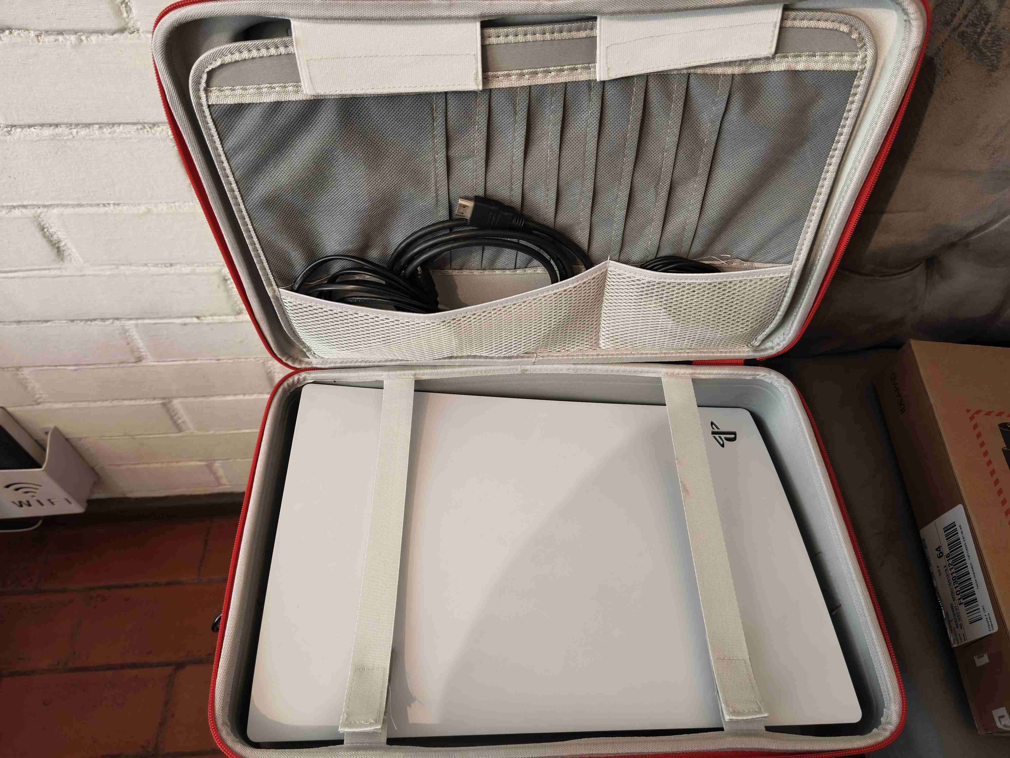 Consola PS5 con dos controles - miniatura 2