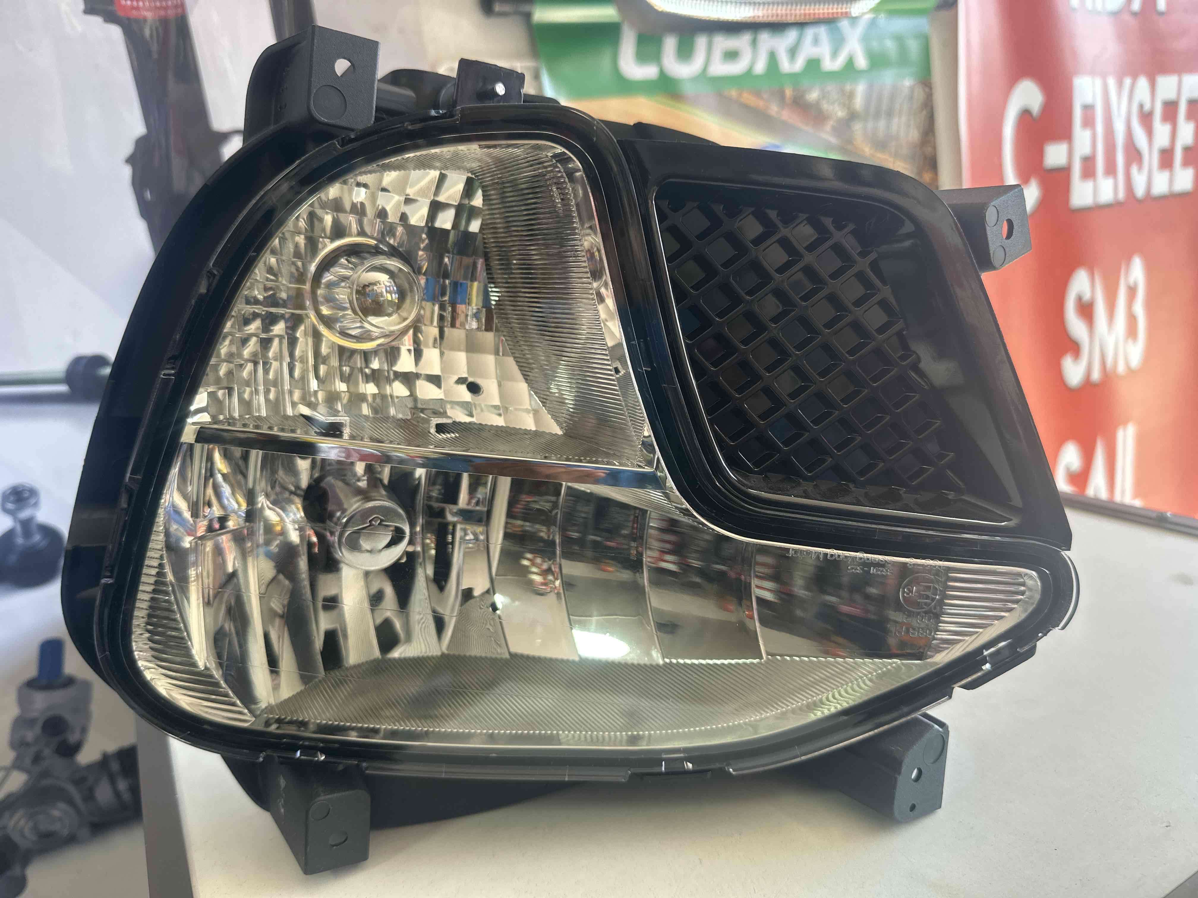 Par Neblineros Ssangyong Actyon genuinos - 1