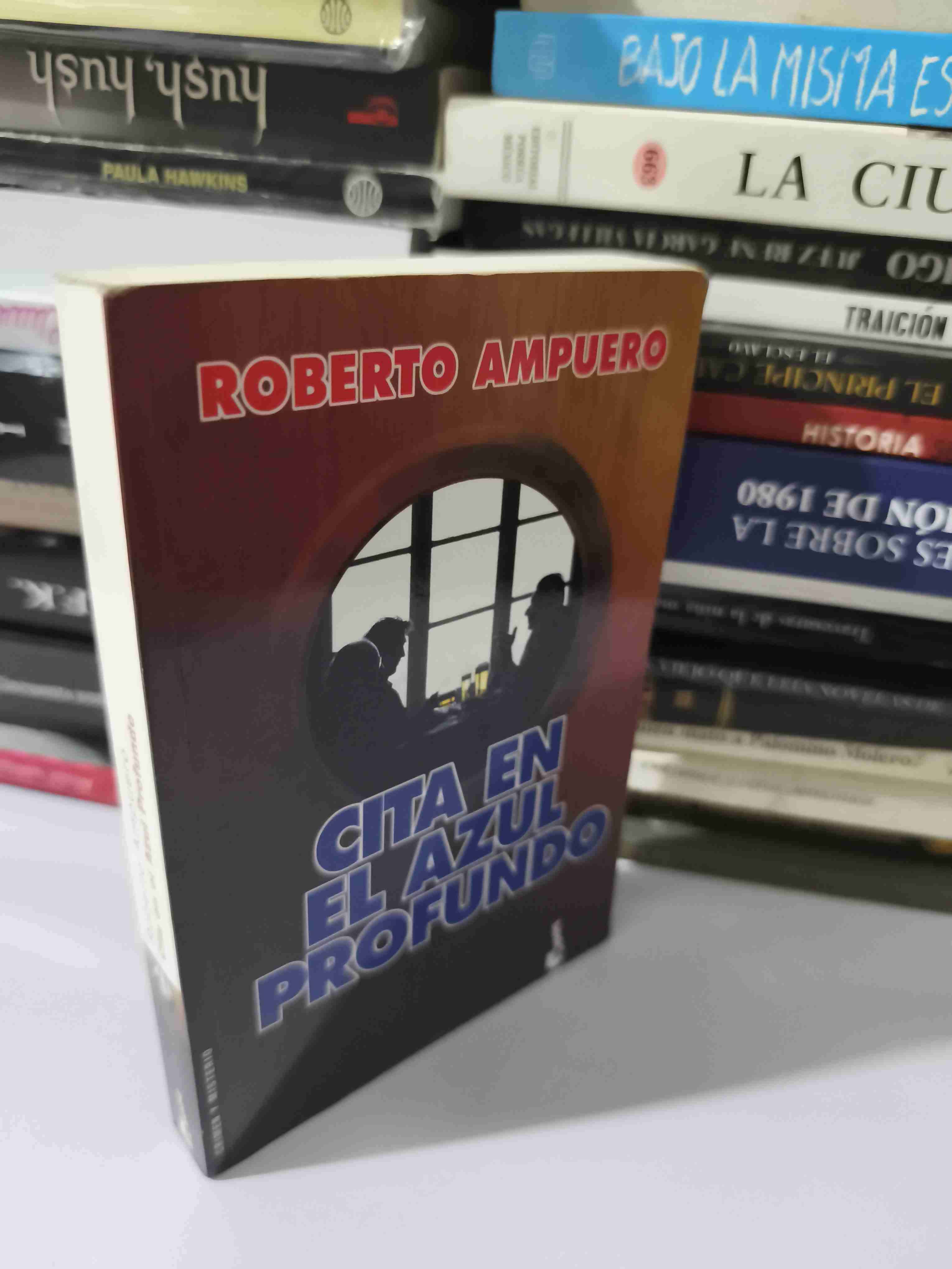 Libro 'Cita en el Azul Profundo' - 2