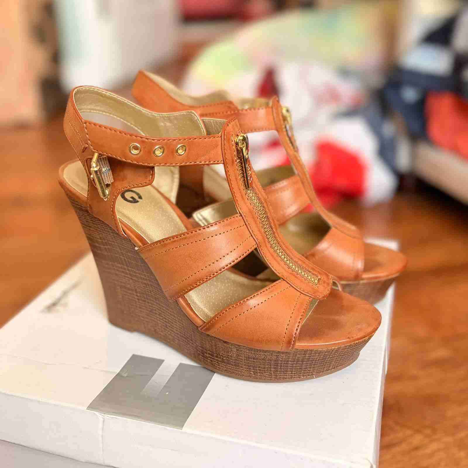 Sandalias de cuero camel con cierre - miniatura 2