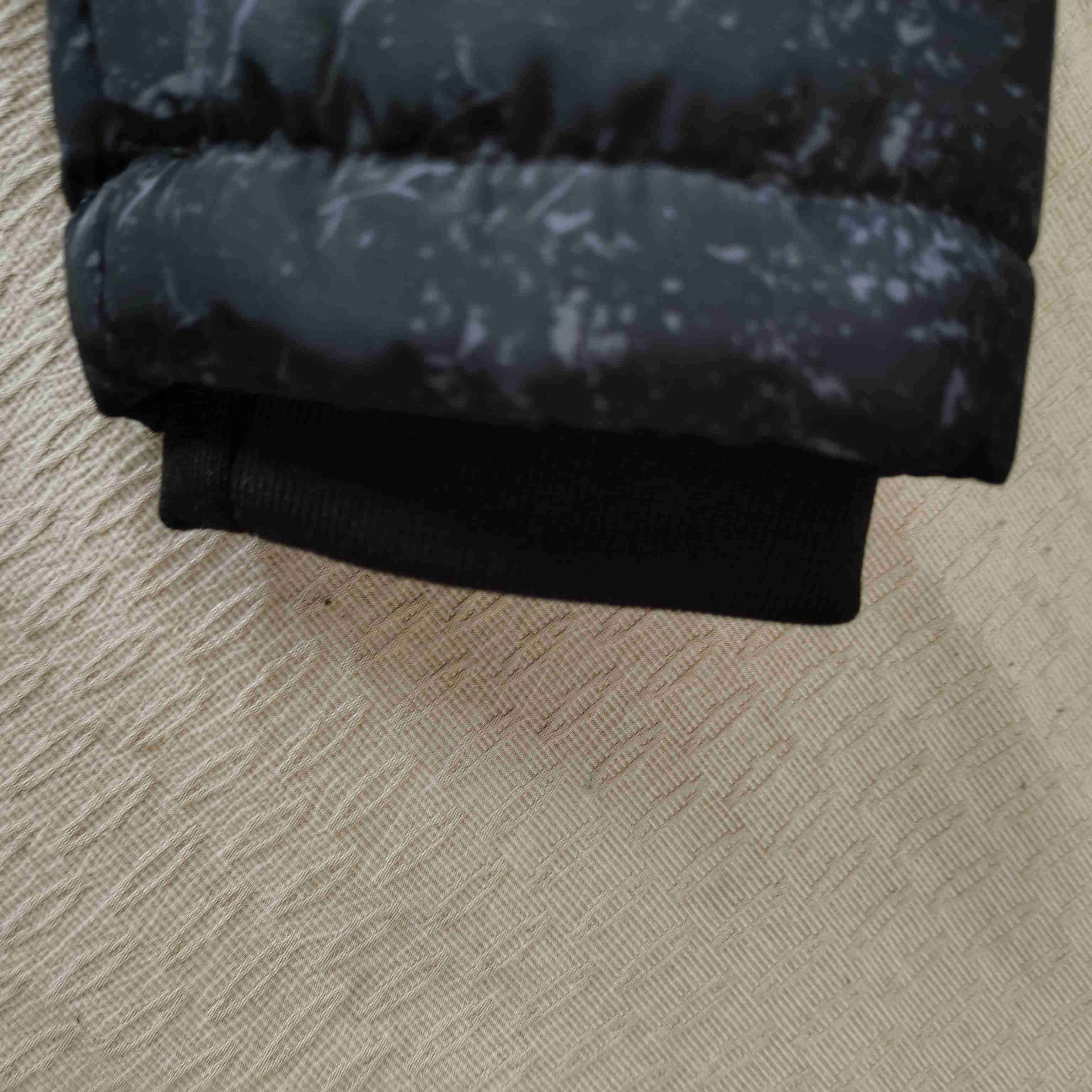 Chaqueta acolchada negra - miniatura 6