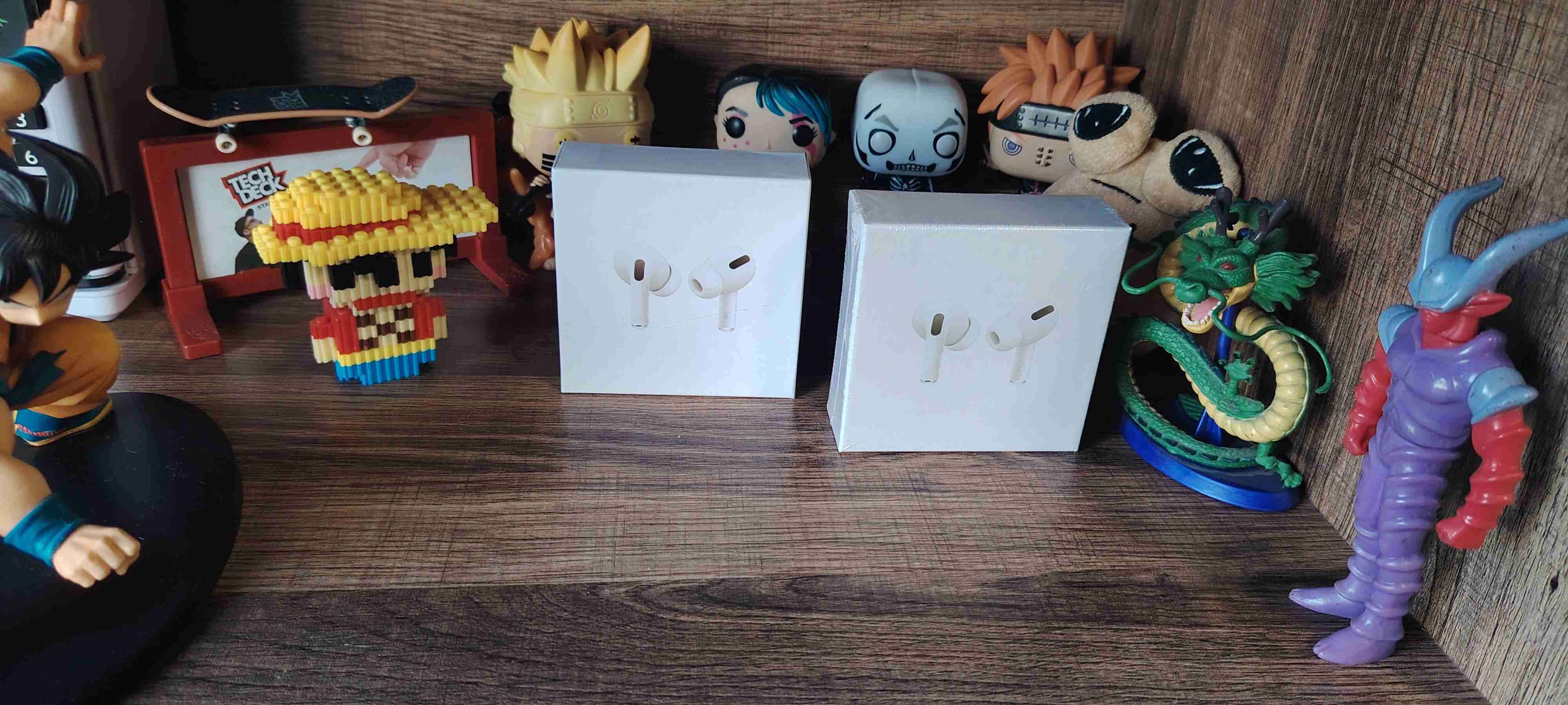 Audífonos Pro 2da Gen - Sellados y Nuevos - 1