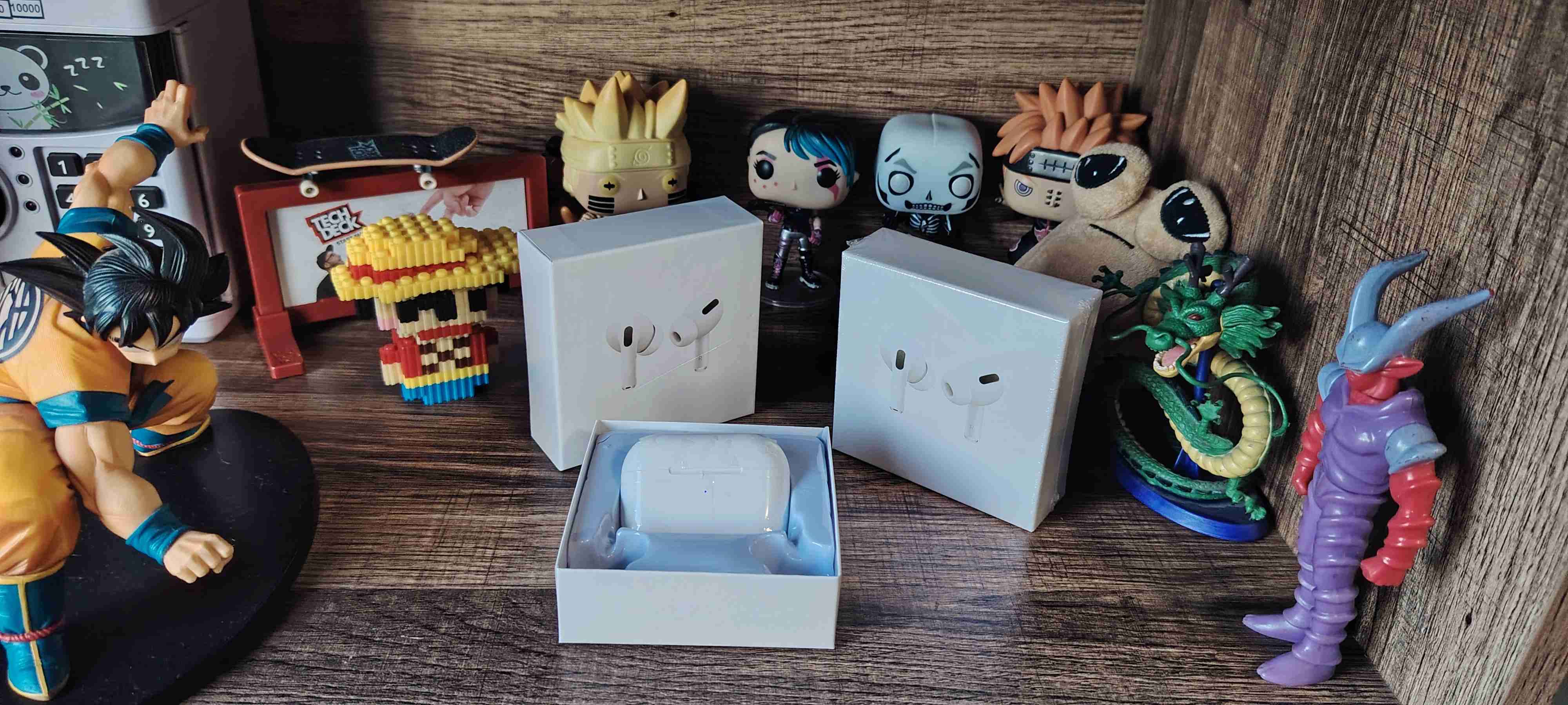 Audífonos Pro 2da Gen - Sellados y Nuevos - 2