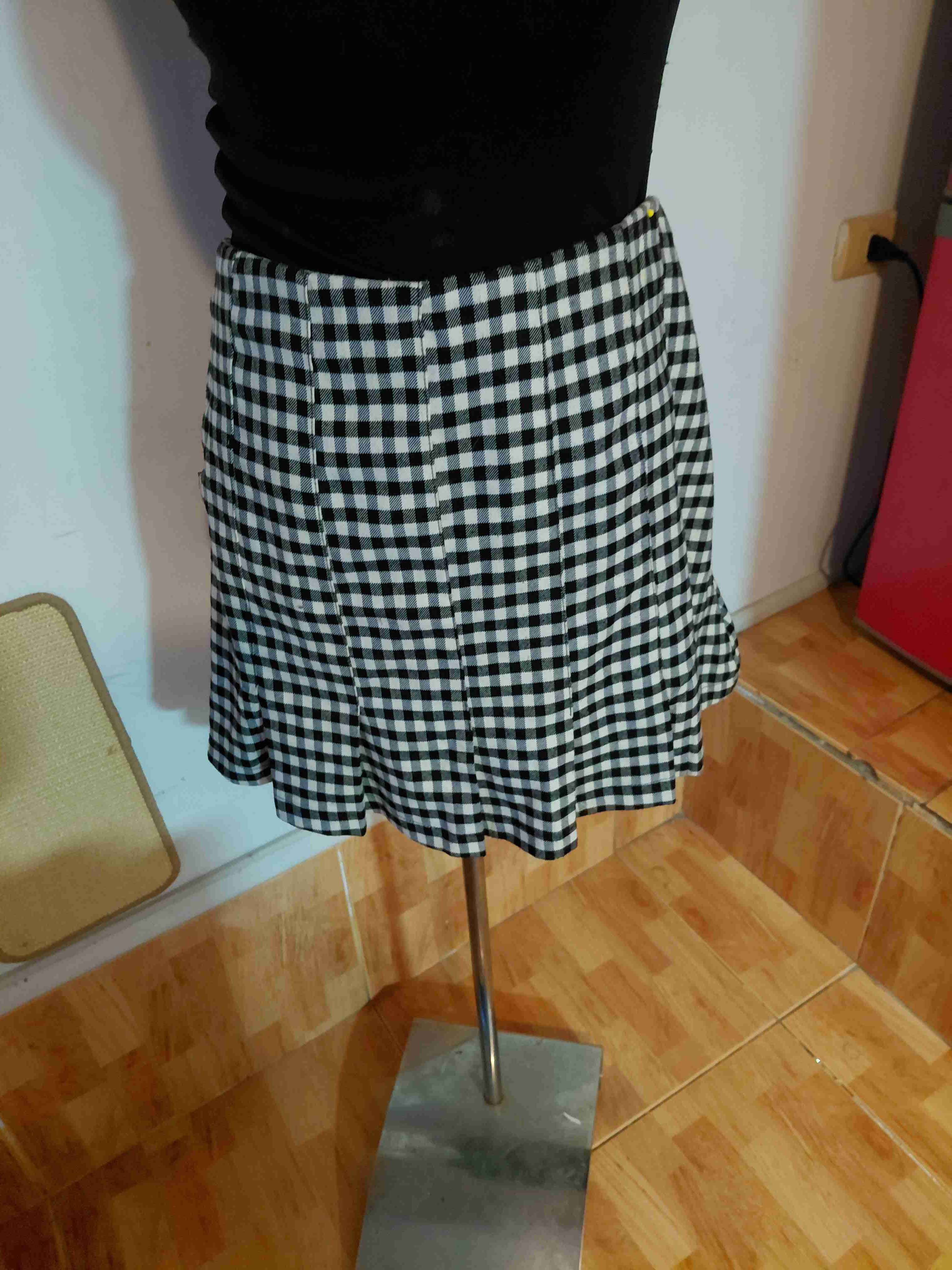 Falda a cuadros blanco y negro - 2
