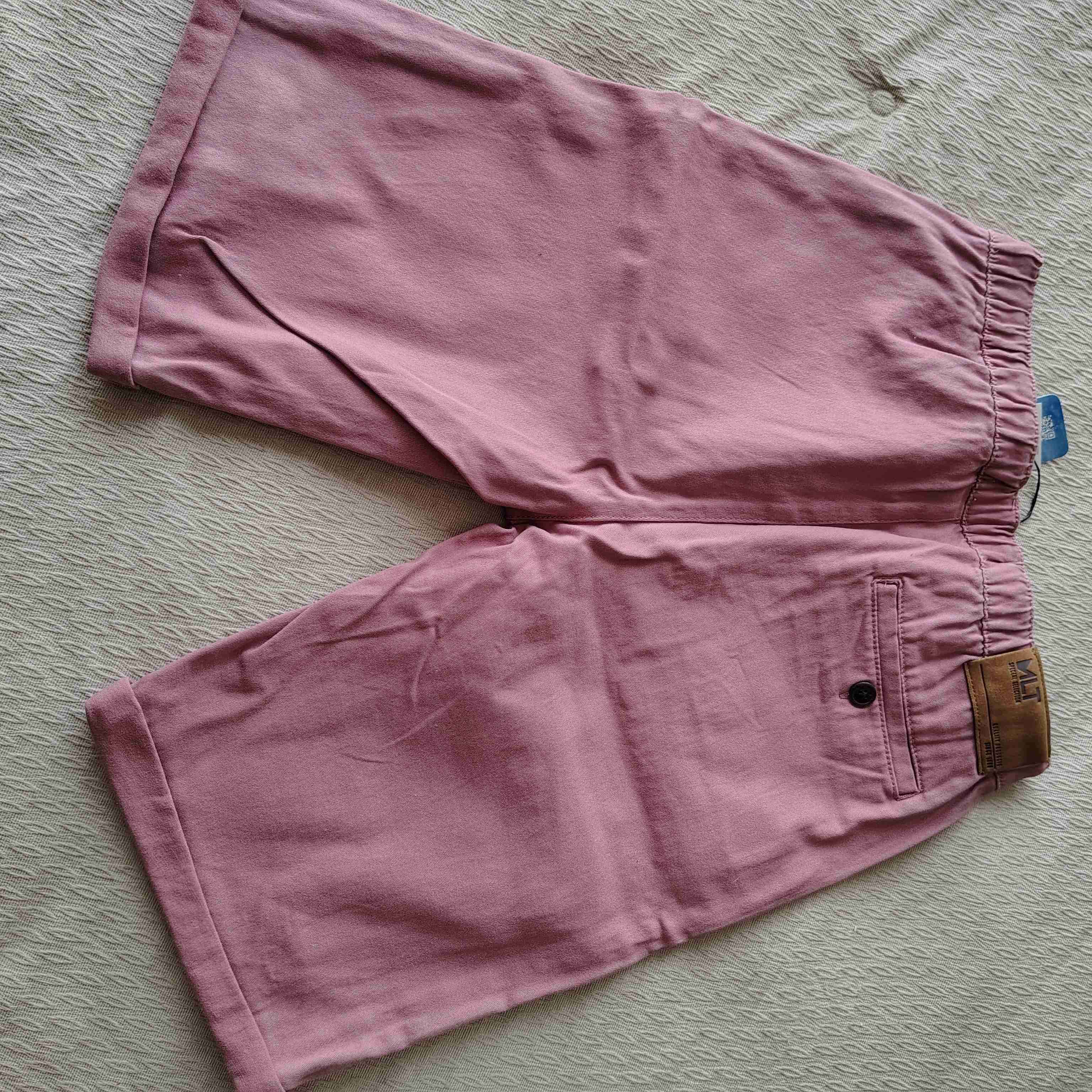 Bermudas rosas talla mediana - miniatura 3