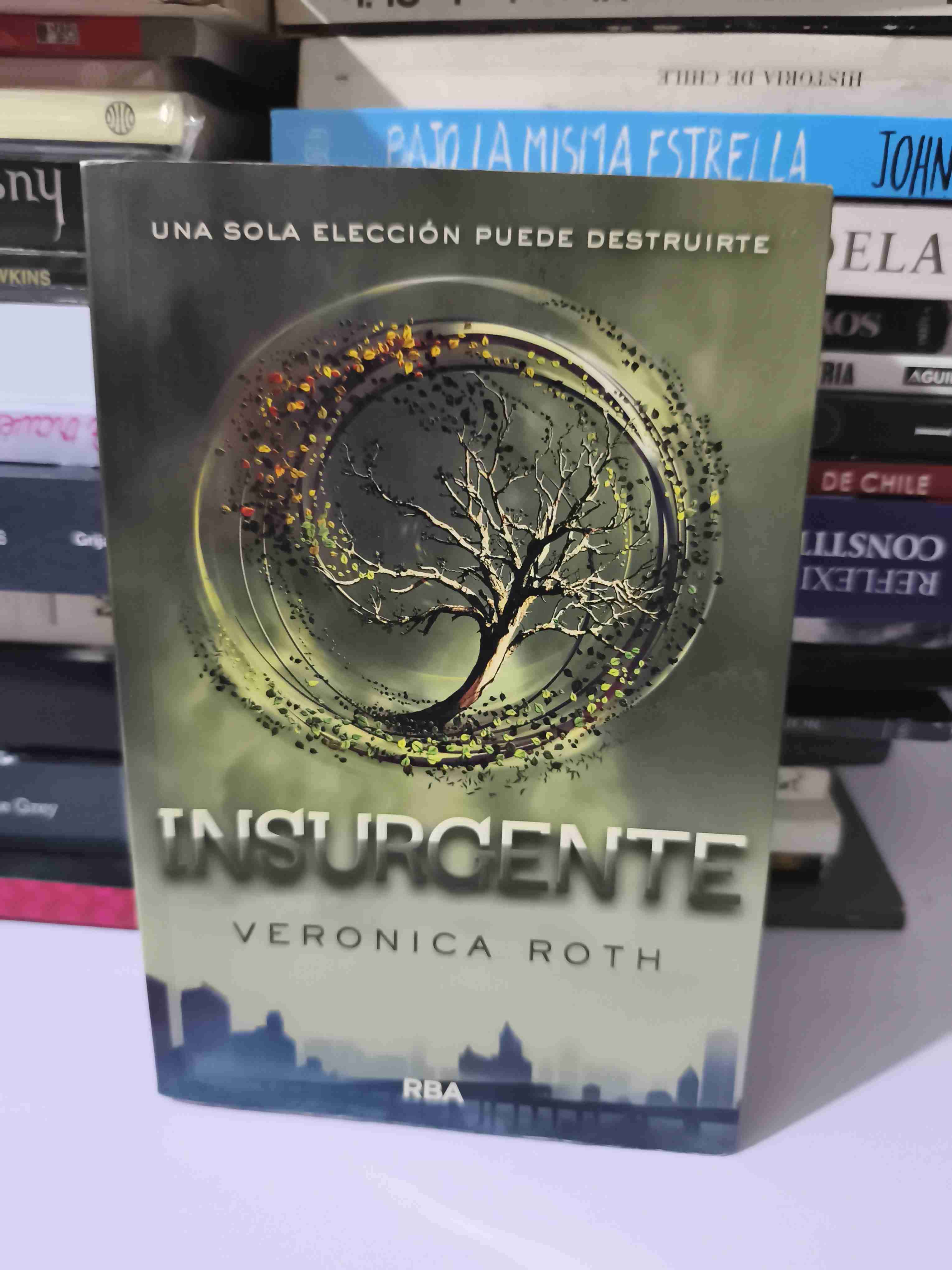 Libro 'Insurgente' por Veronica Roth - 1