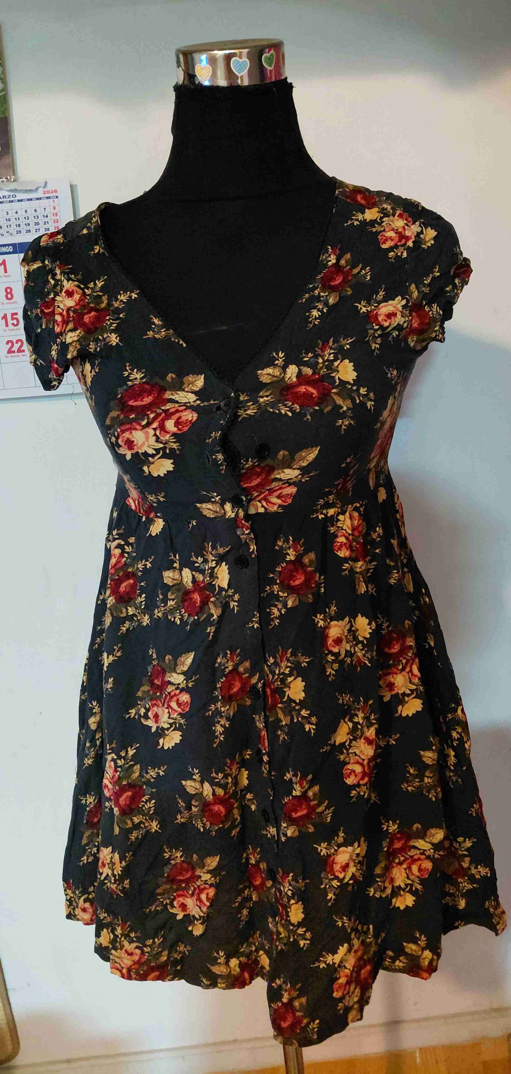 Vestido floral negro - miniatura 2