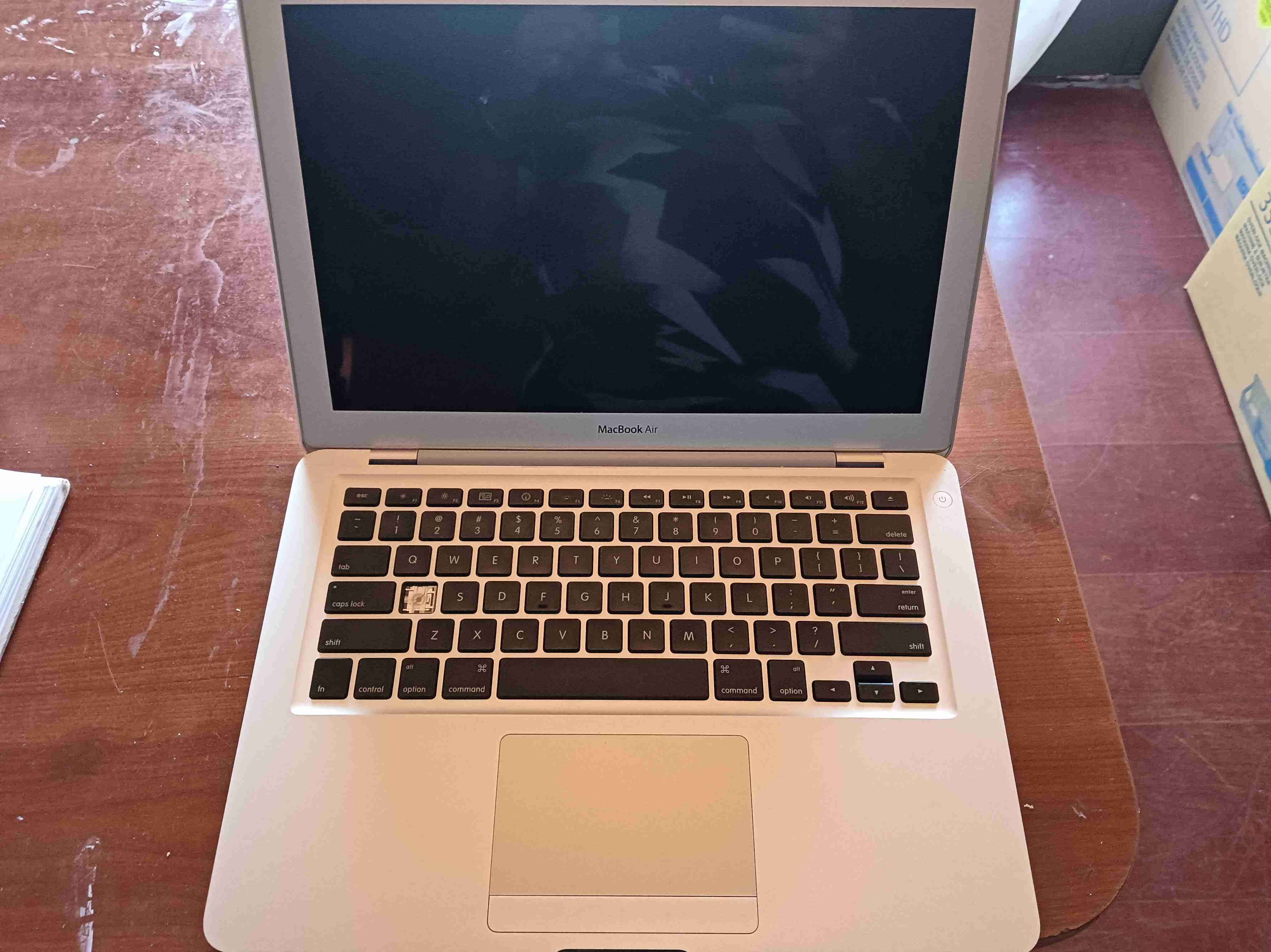 Laptop Apple plateada - miniatura 2