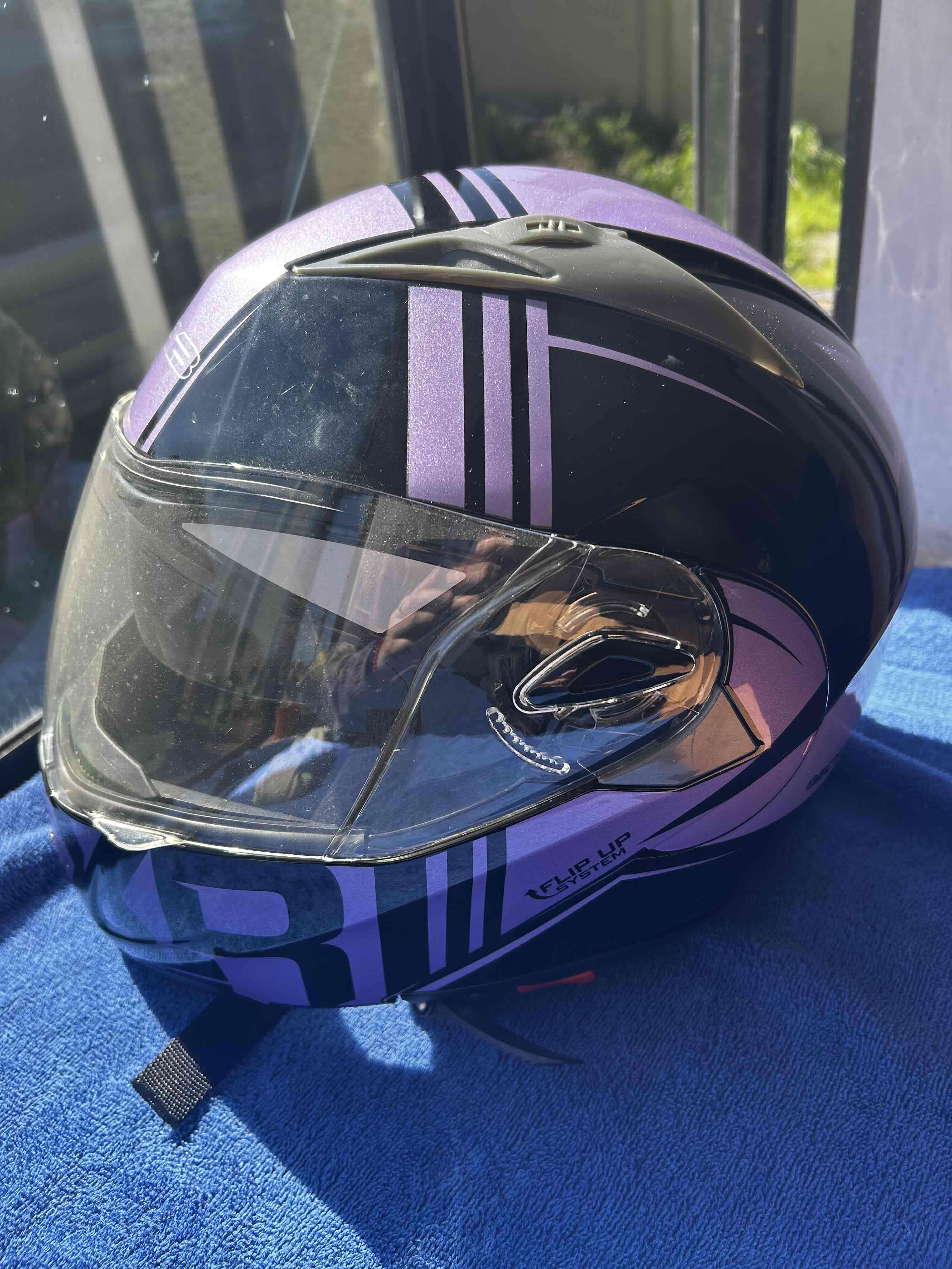 Casco integral morado para moto - 2