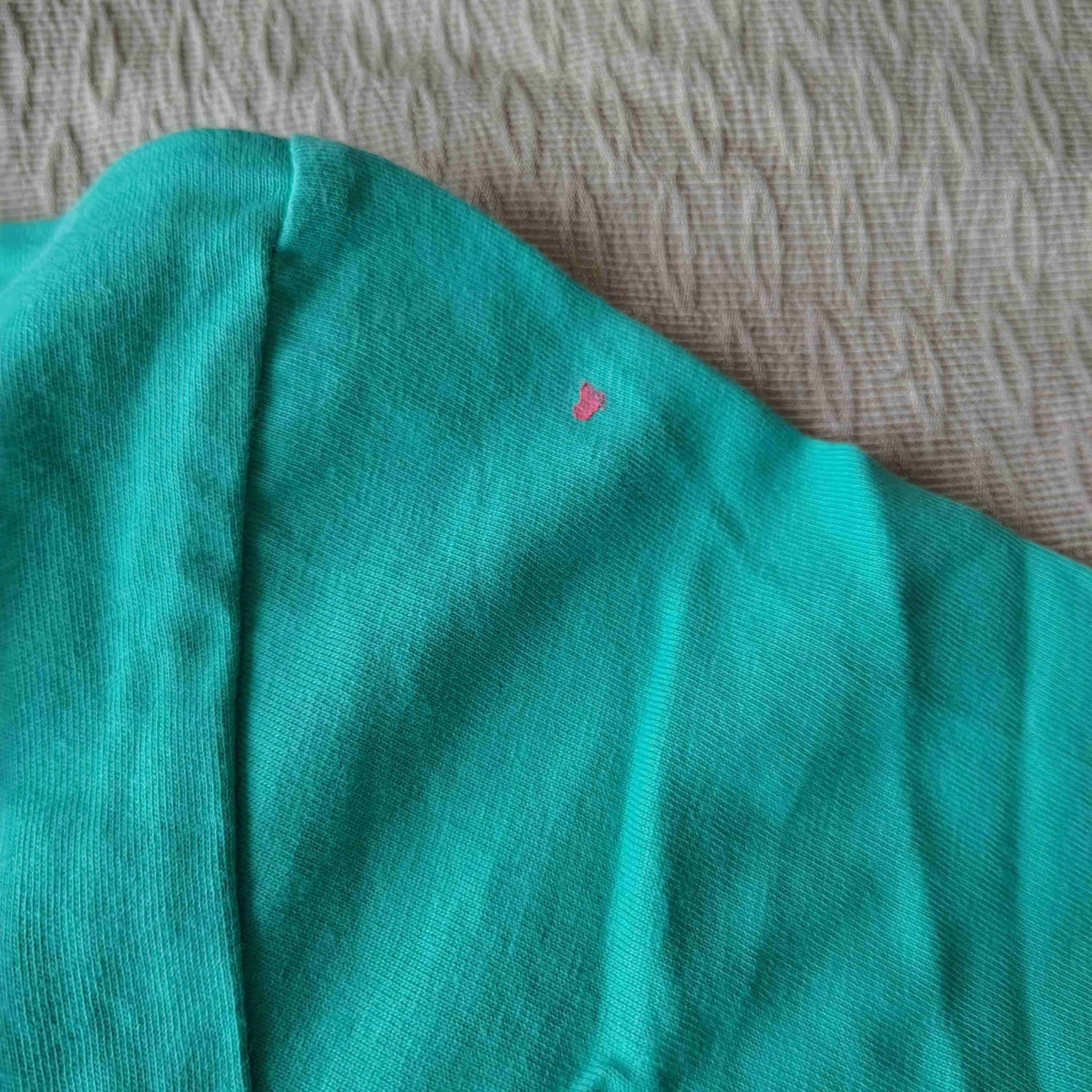 Polera verde estampada nueva - 4