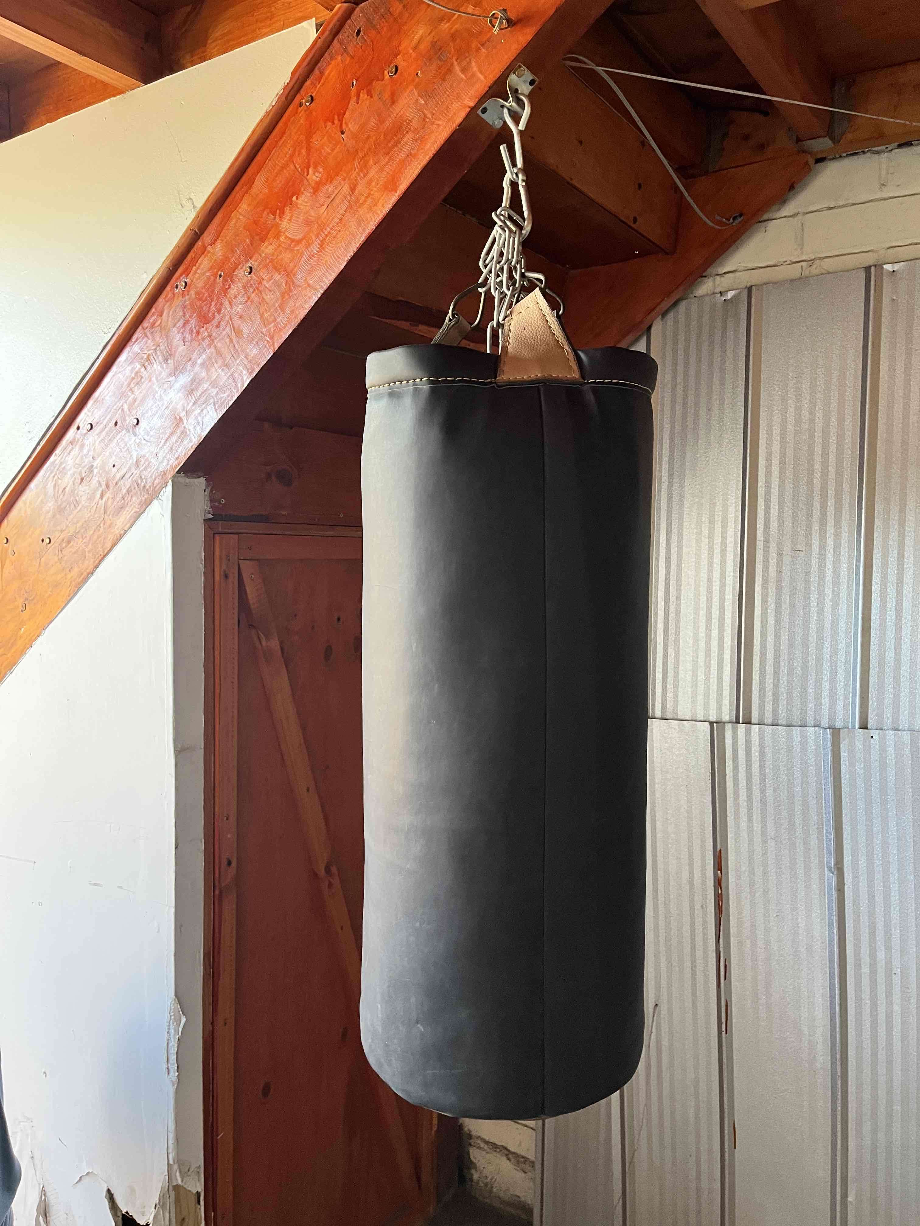 Saco de boxeo 60kg aprox. - miniatura 3