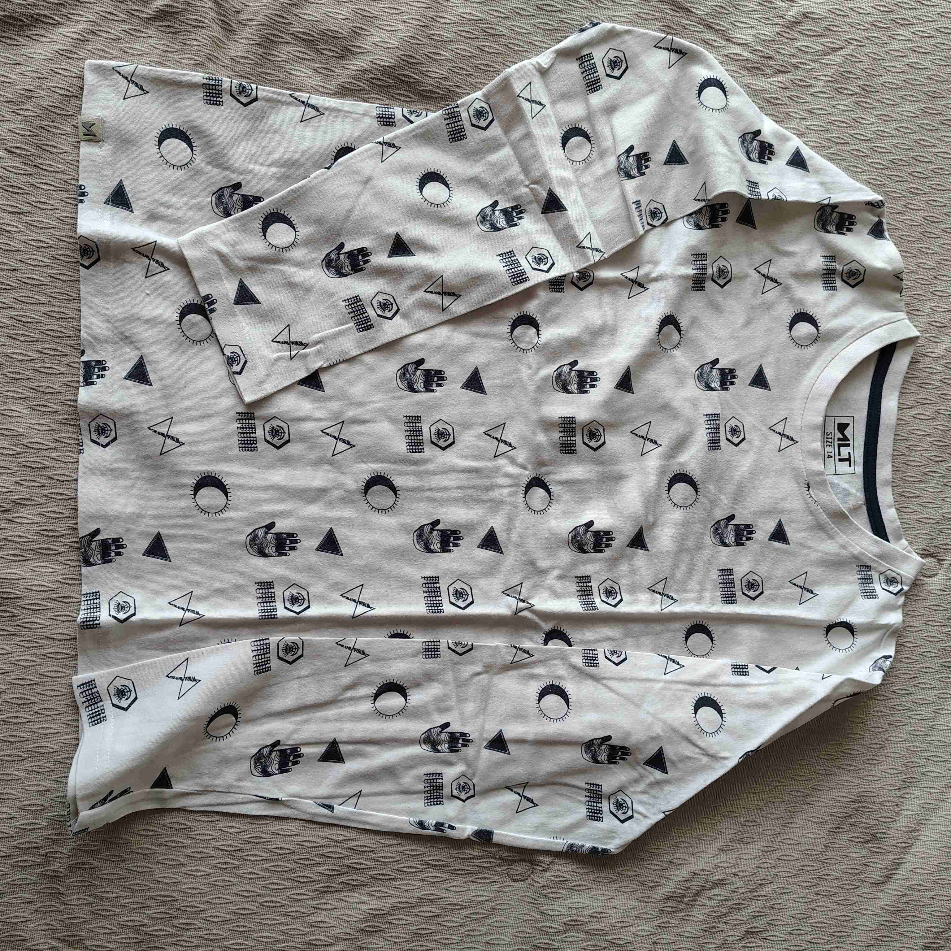 Polera estampada blanca casual - 1