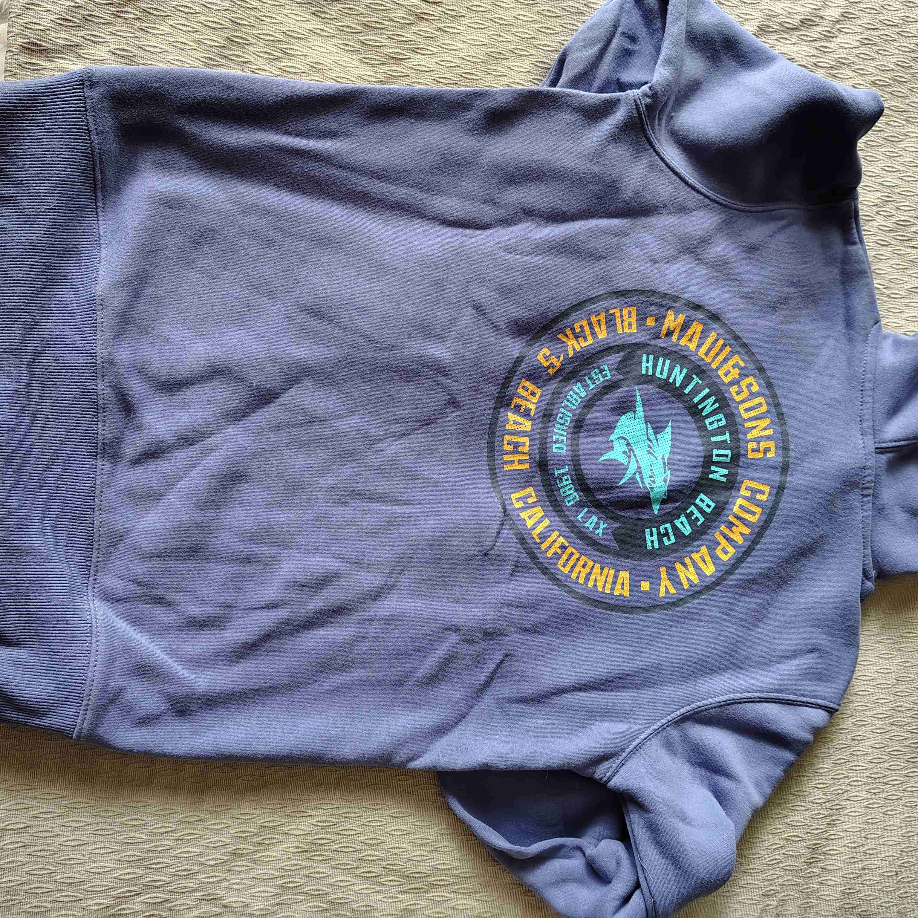 Polerón morado con capucha - 3