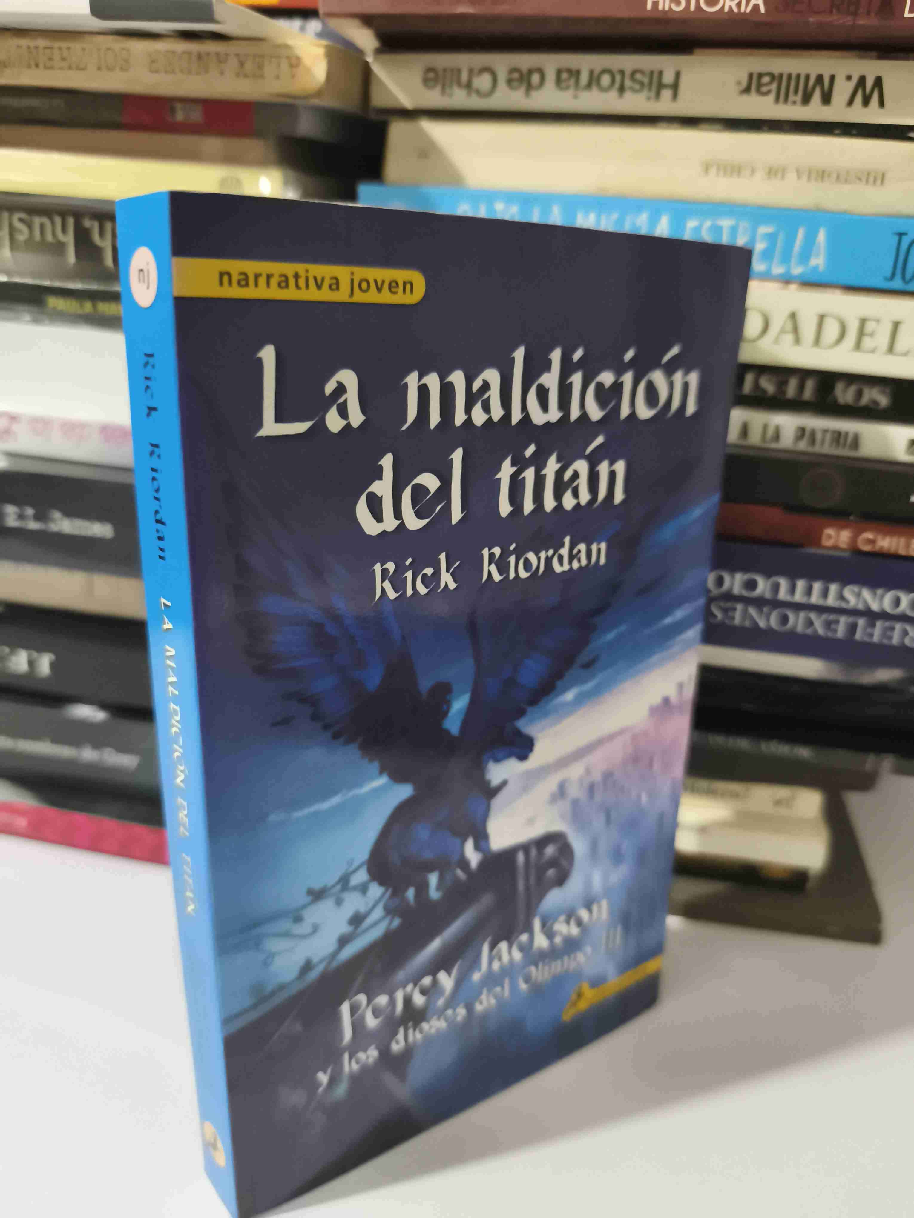 Libro: La maldición del titán - 2