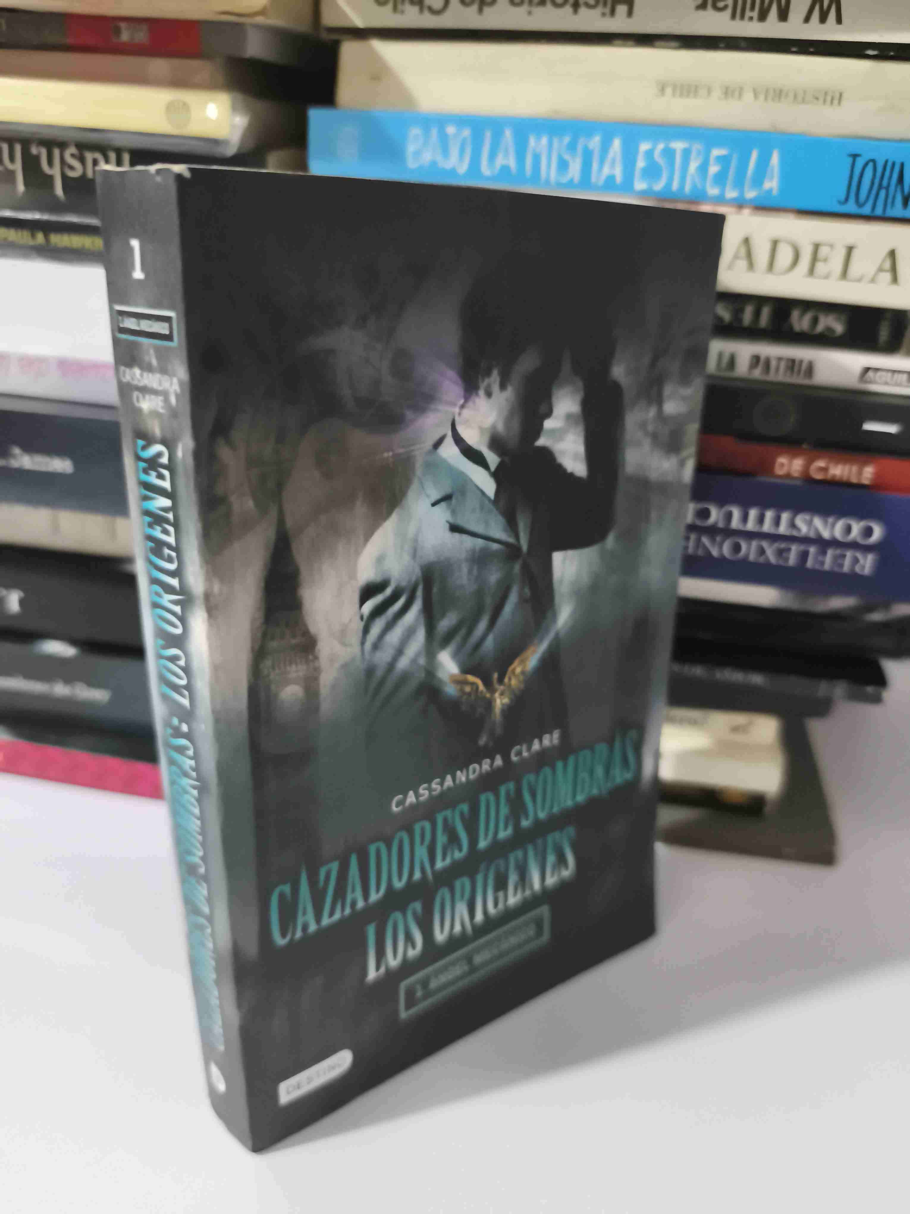 Libro Cazadores de Sombras: Los Orígenes - 2