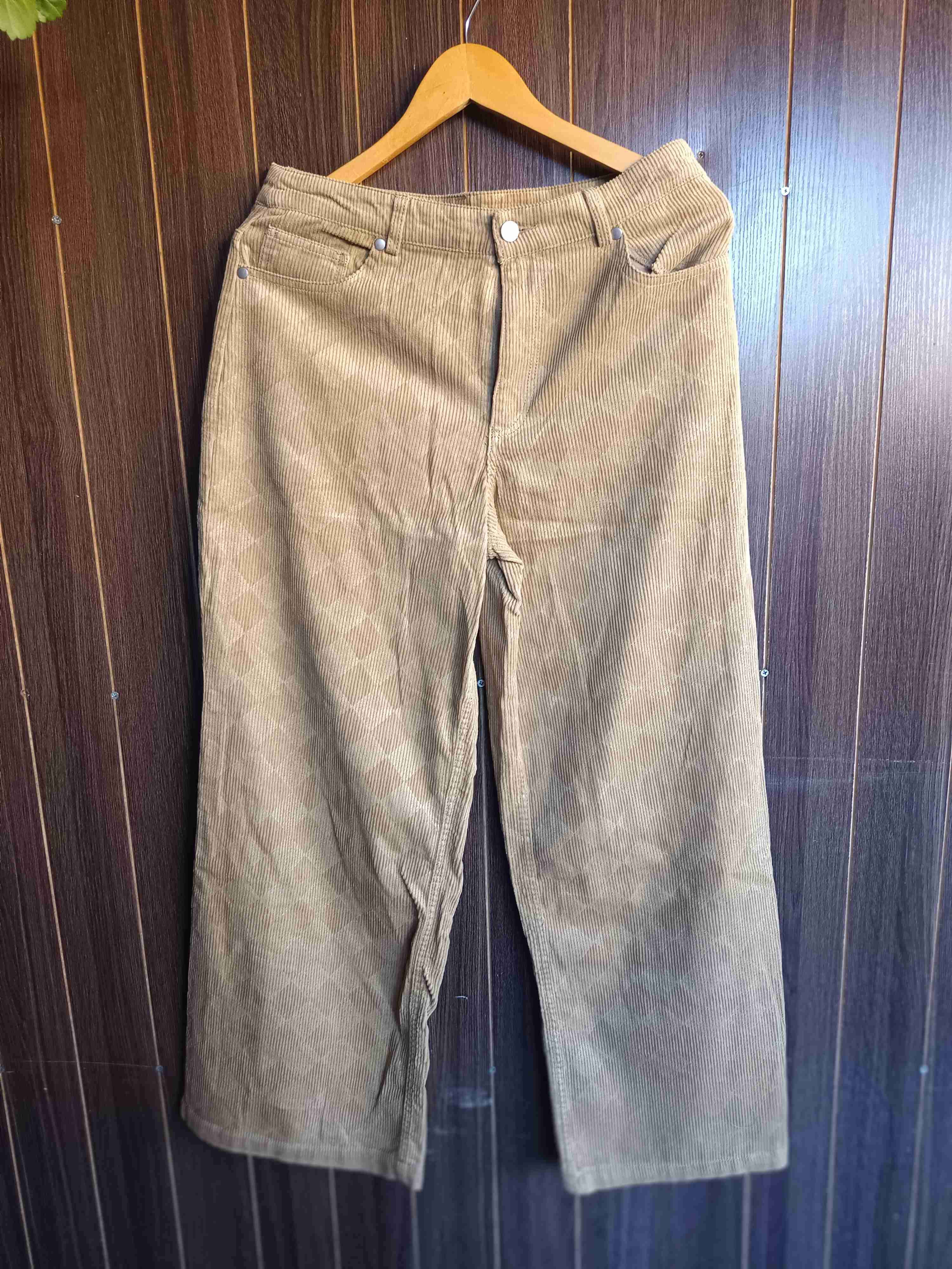 Pantalones de pana beige