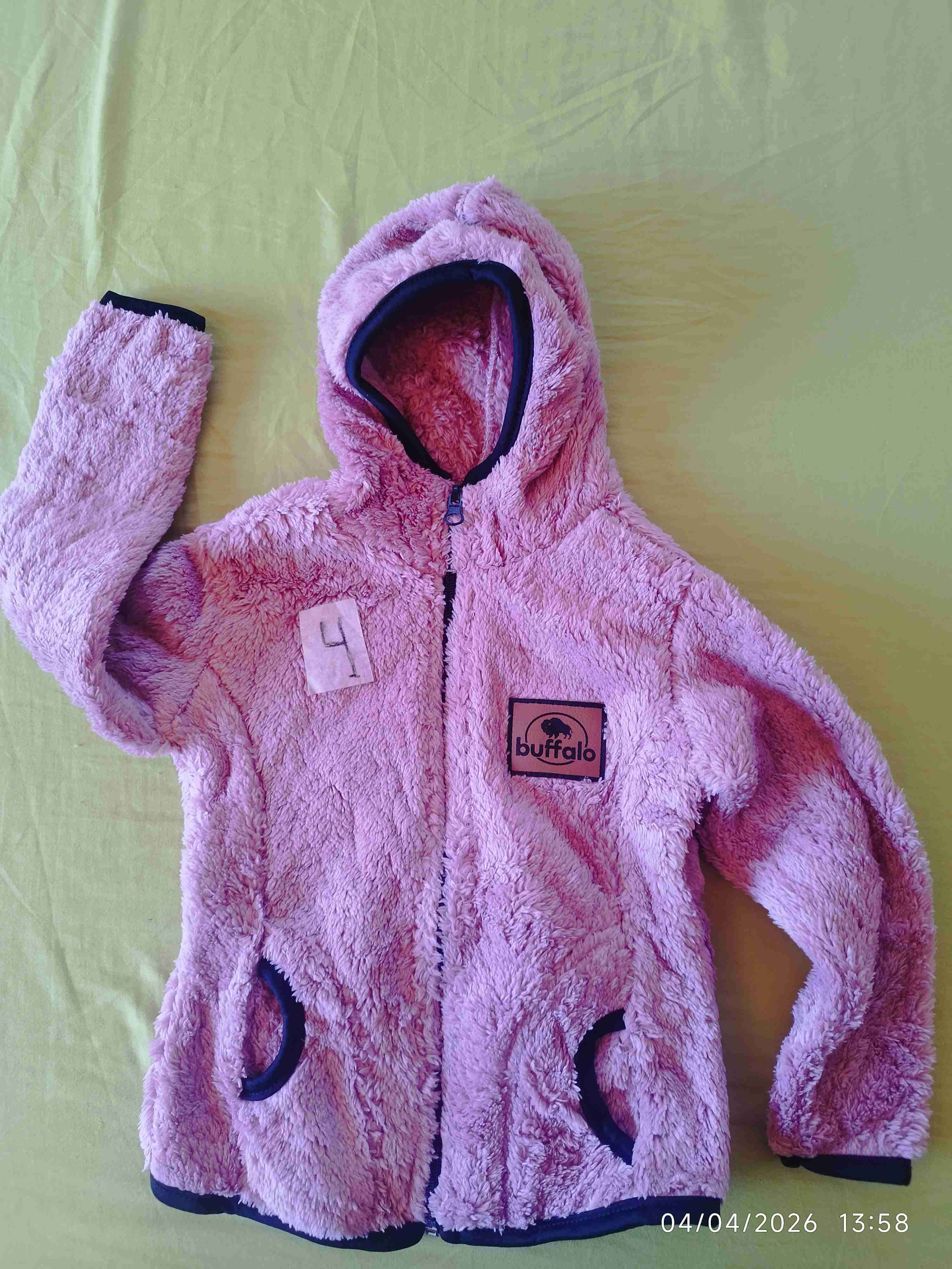 Poleron polar rosada con gorro - 1