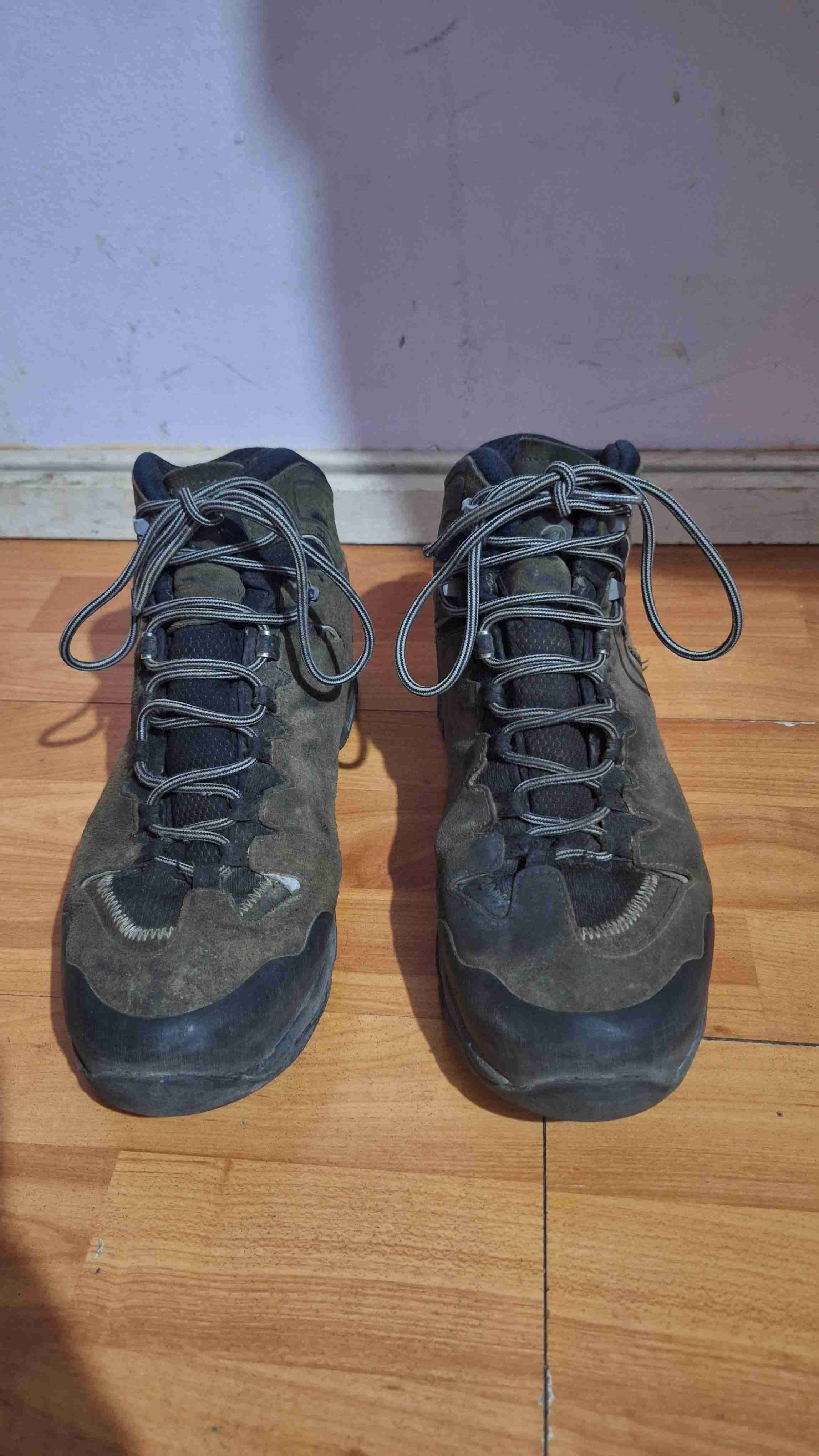 Botas outdoor verde oscuro - miniatura 1