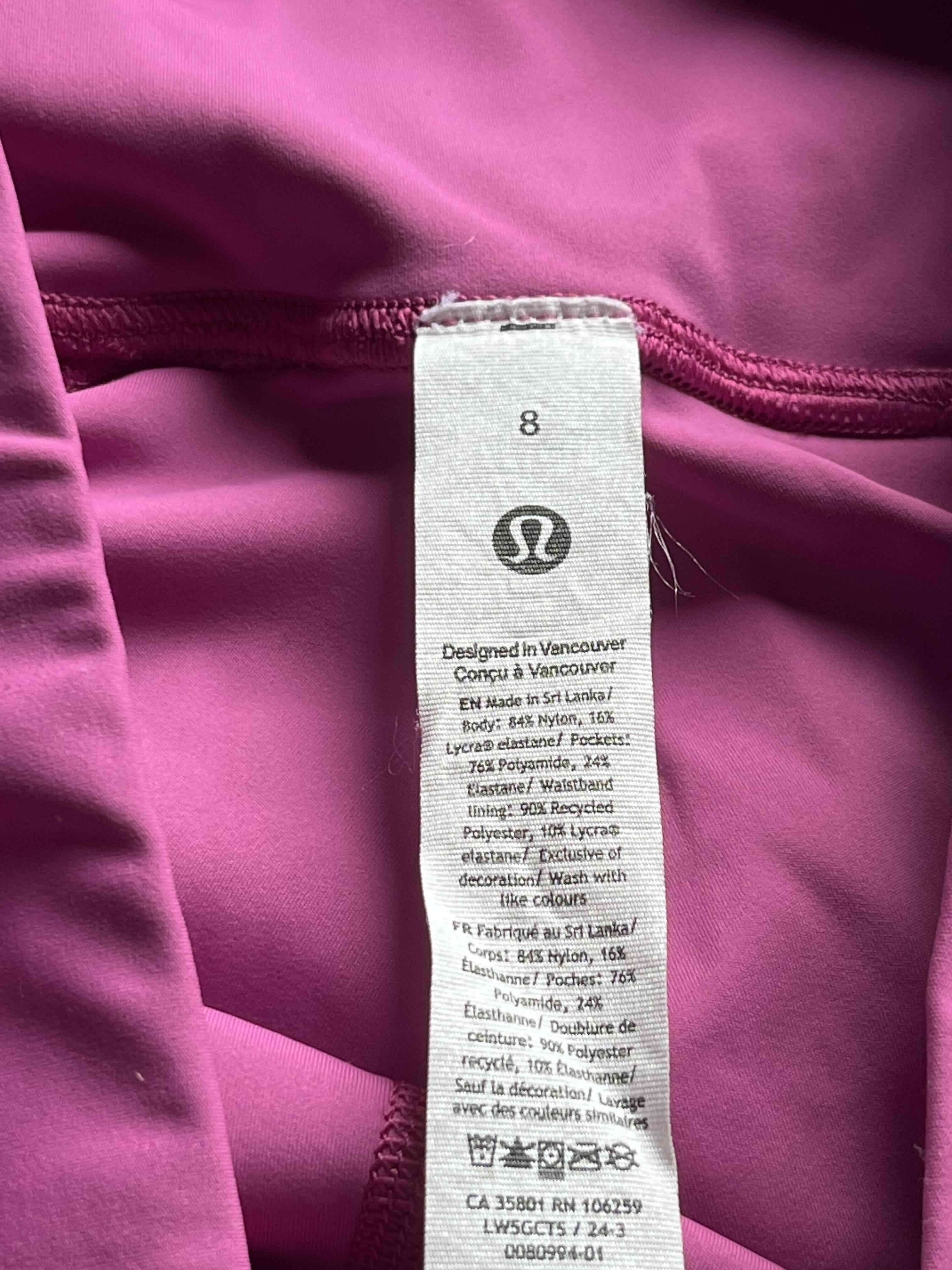 Leggings deportivos fucsia marca Lululemon - miniatura 2