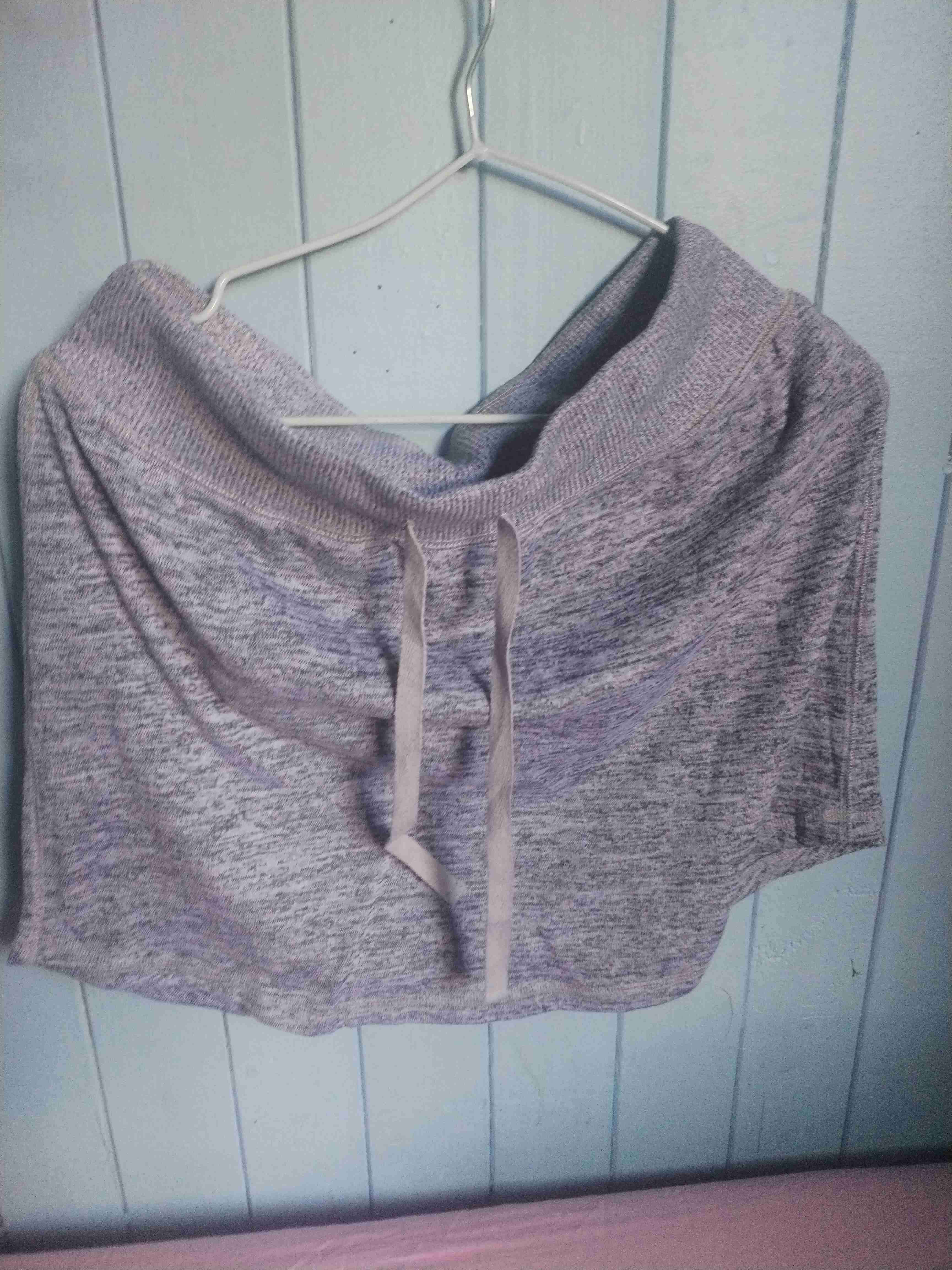 Falda azul de encaje floral - 2