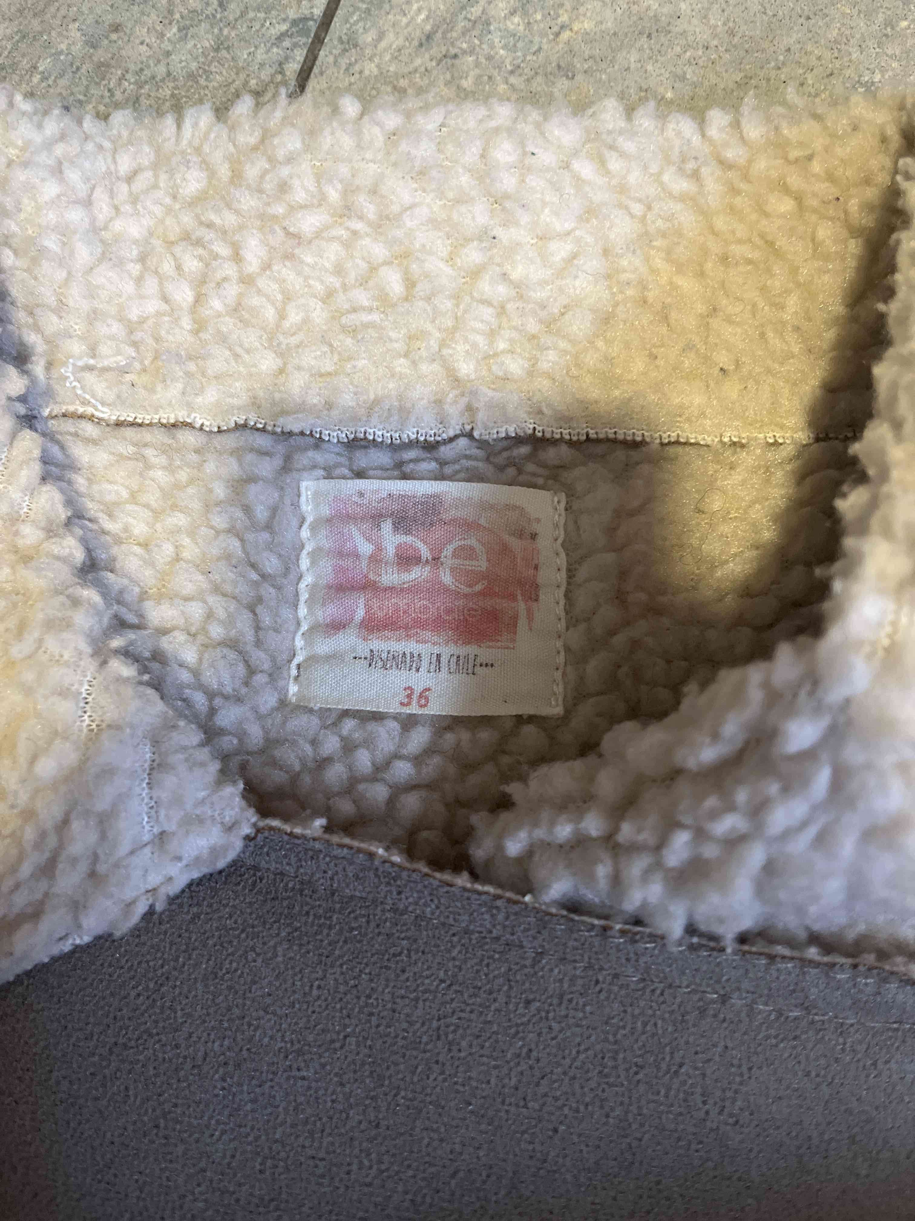 Chaqueta de piel sintética beige - 5