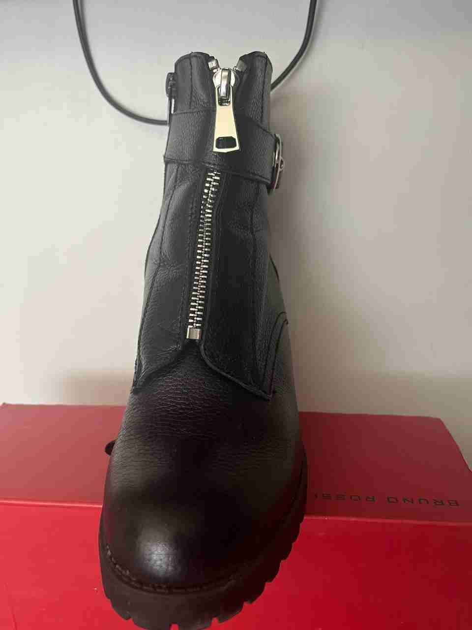 Botines negros con hebilla - miniatura 4