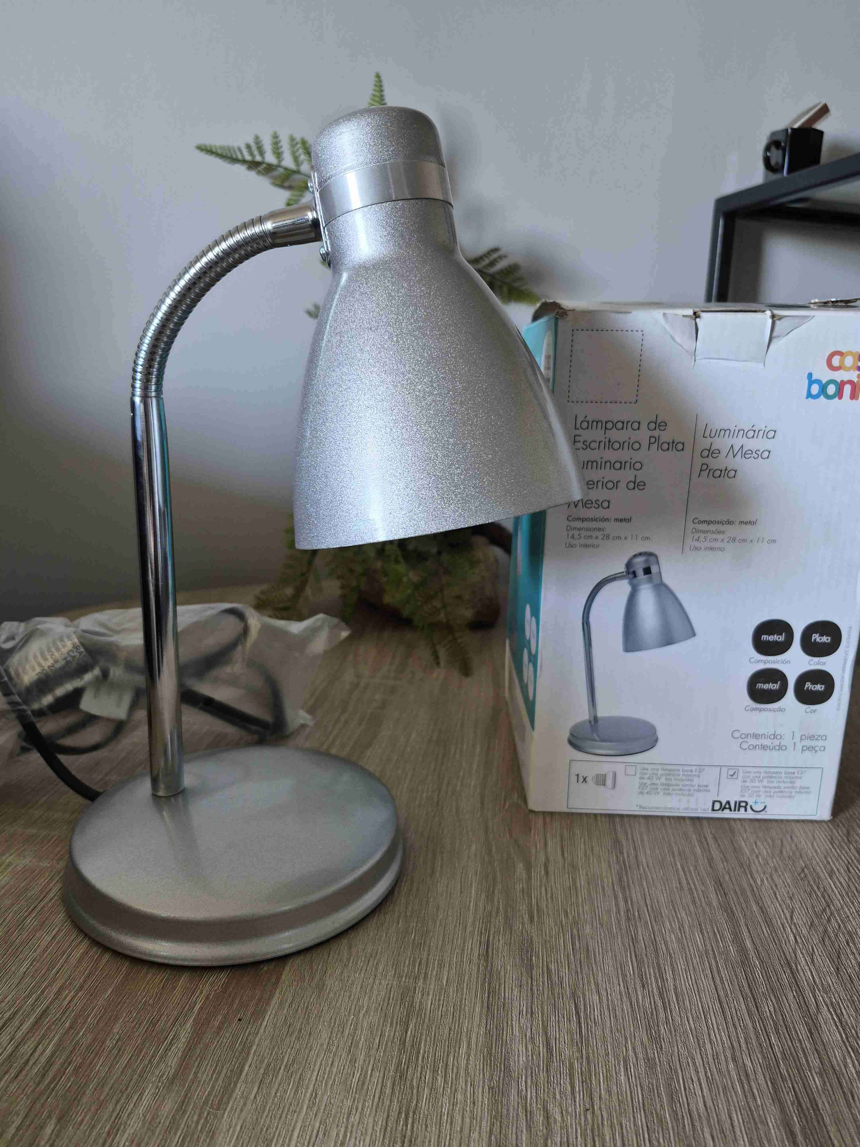 Lámpara de escritorio plateada - 1