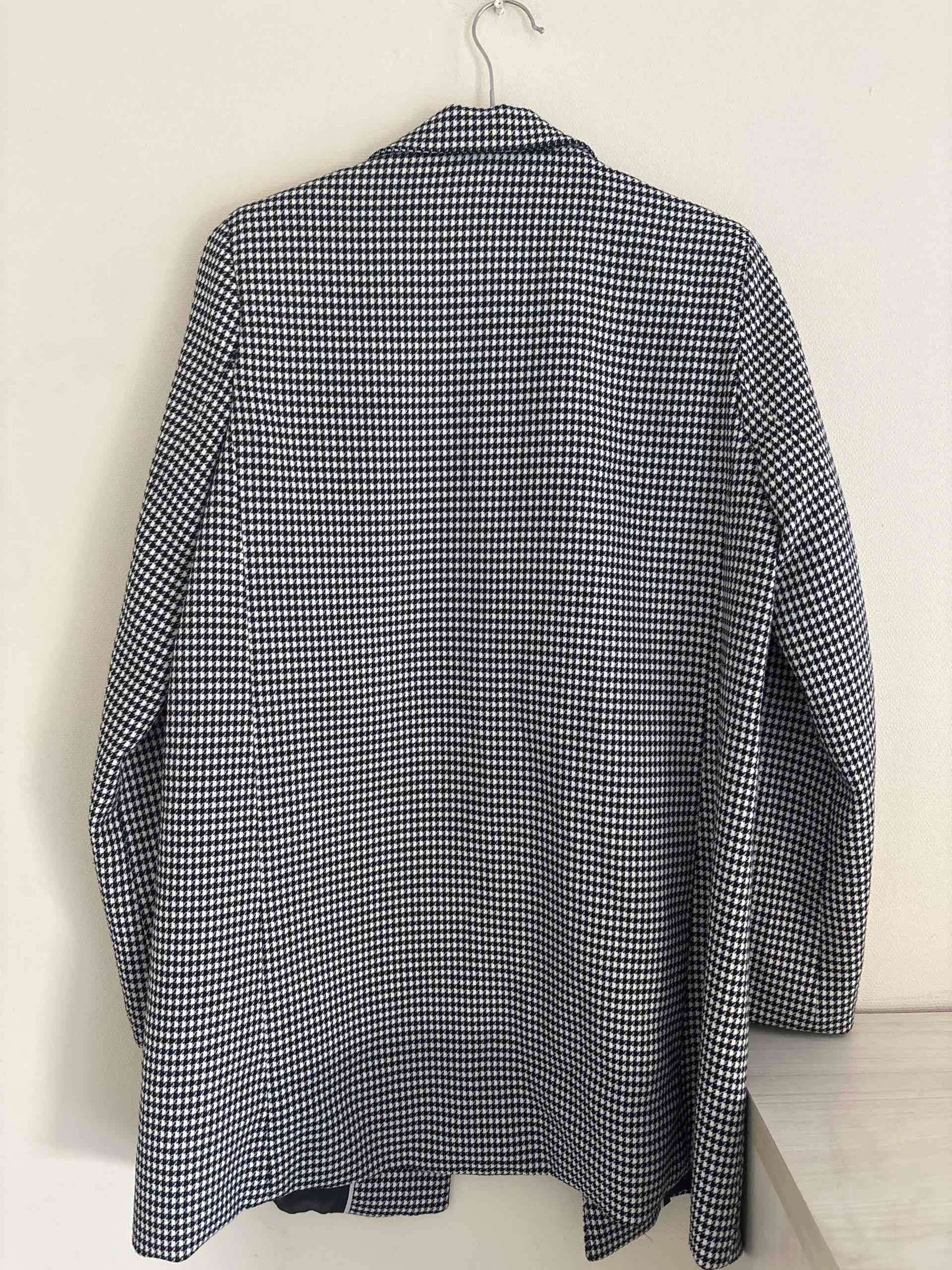 Abrigo/ chaqueta mango talla S - miniatura 4