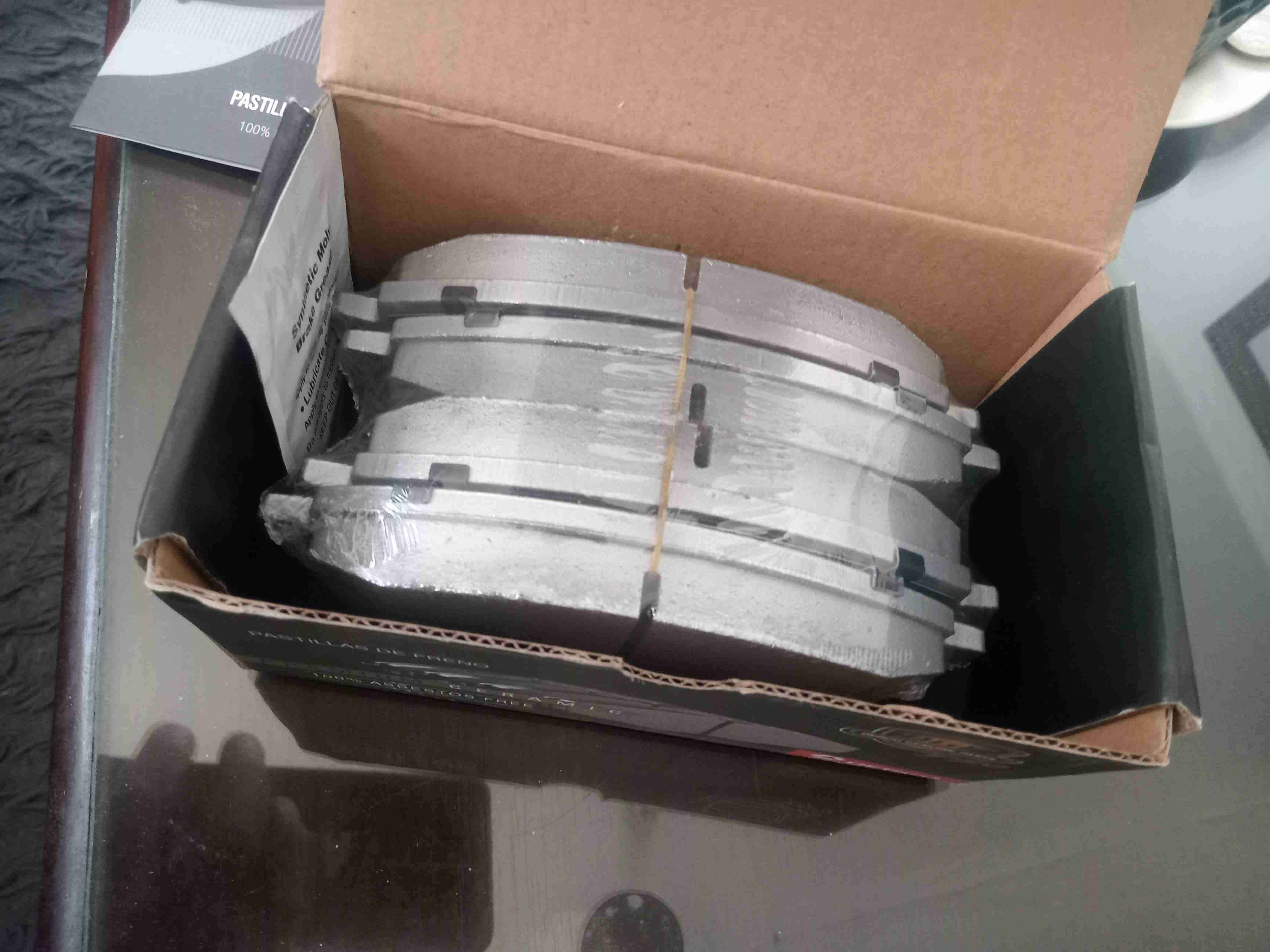 Pastillas de freno cerámicas Derco - miniatura 2