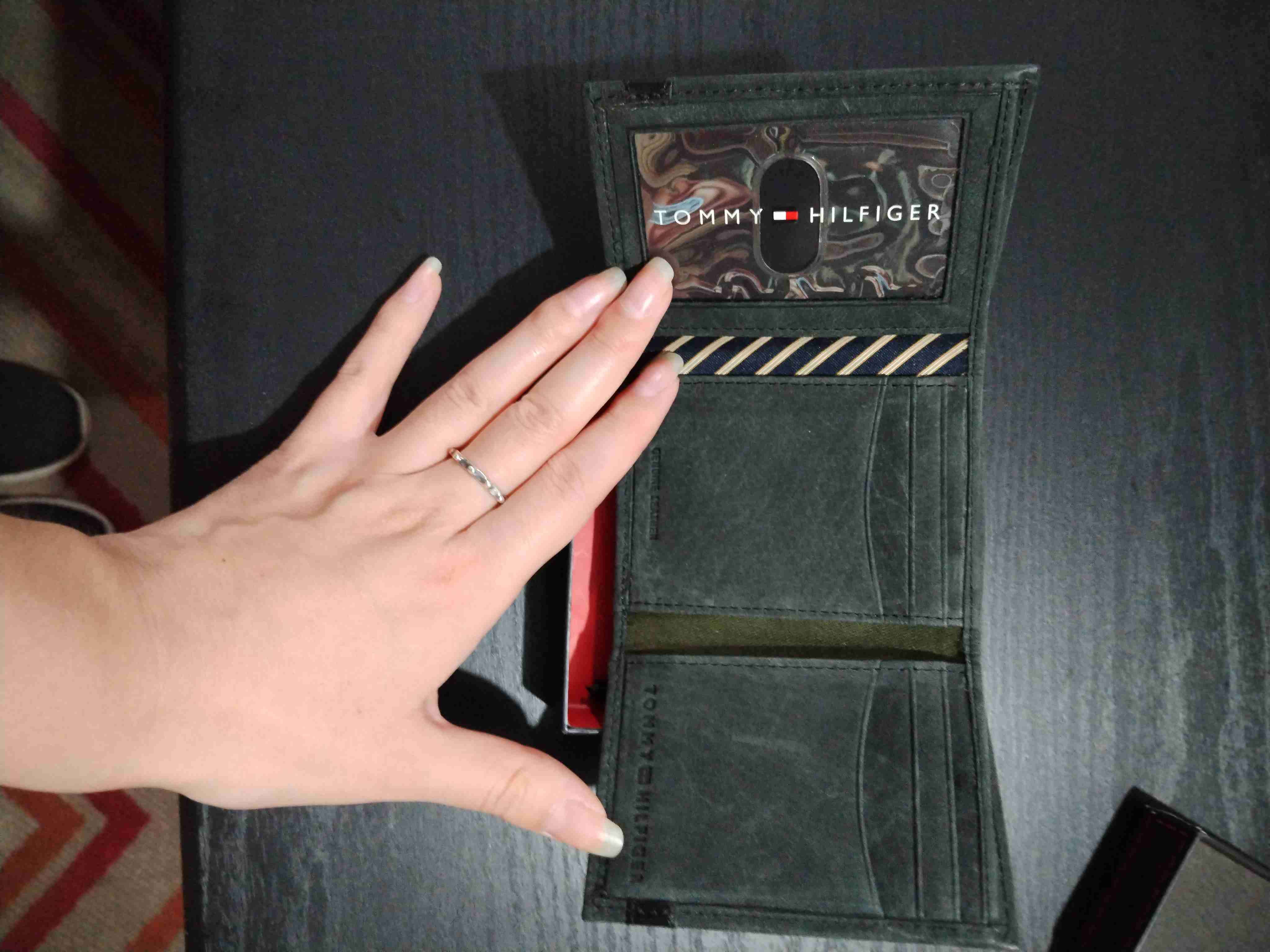 Billetera Tommy Hilfiger en caja - miniatura 3