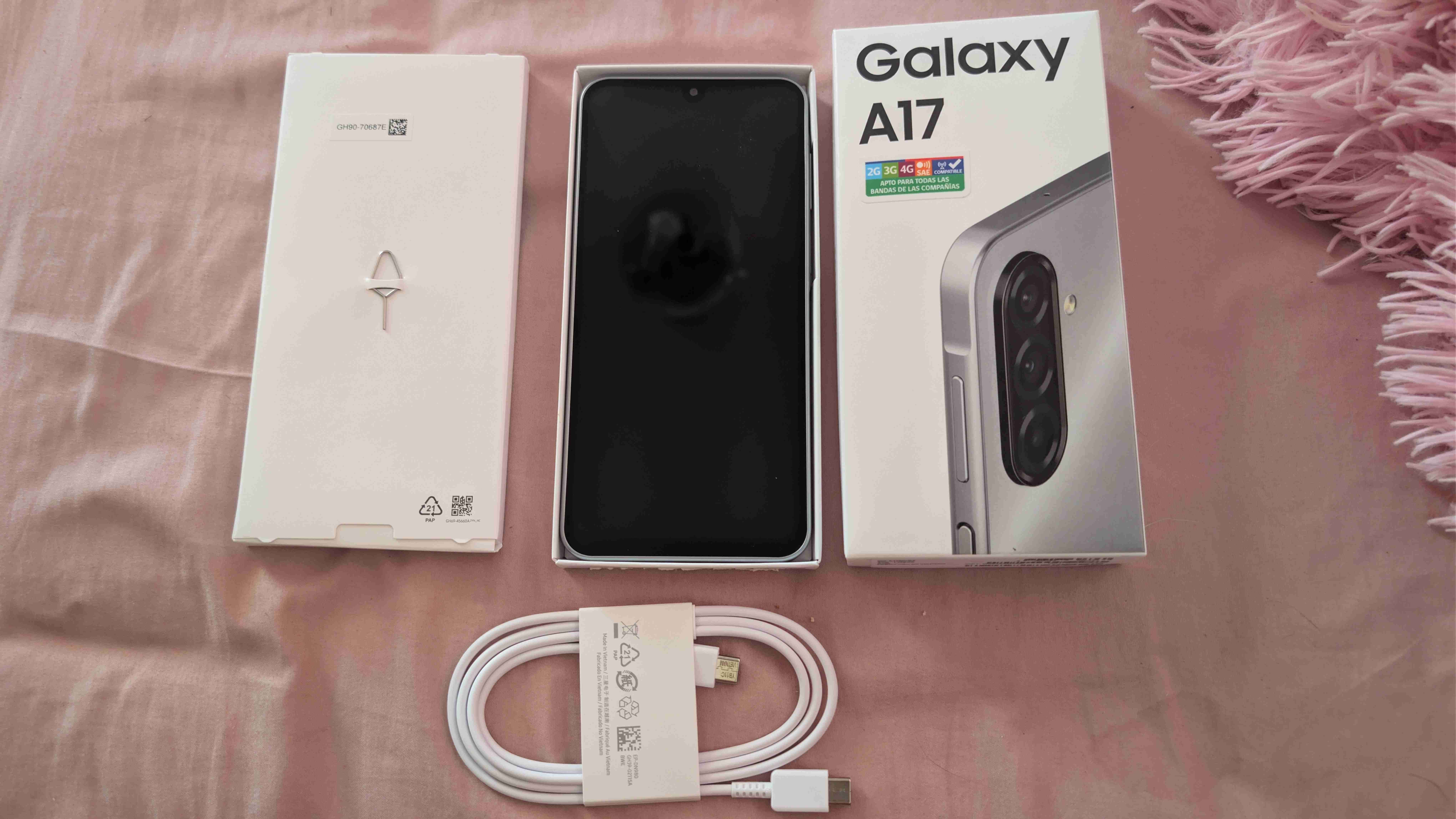 Samsung Galaxy A17 nuevo - miniatura 1