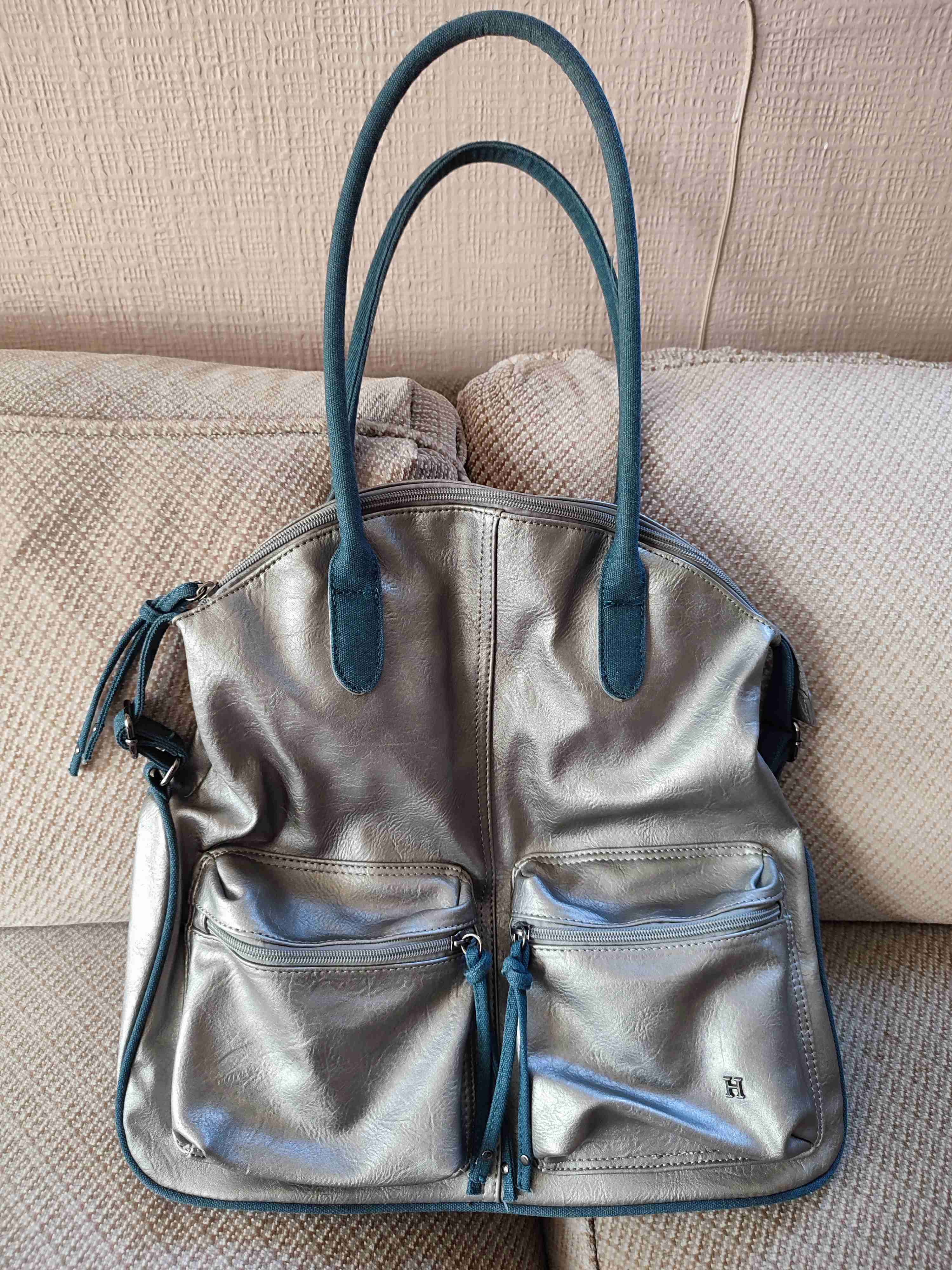 Cartera metálica Humana - 1