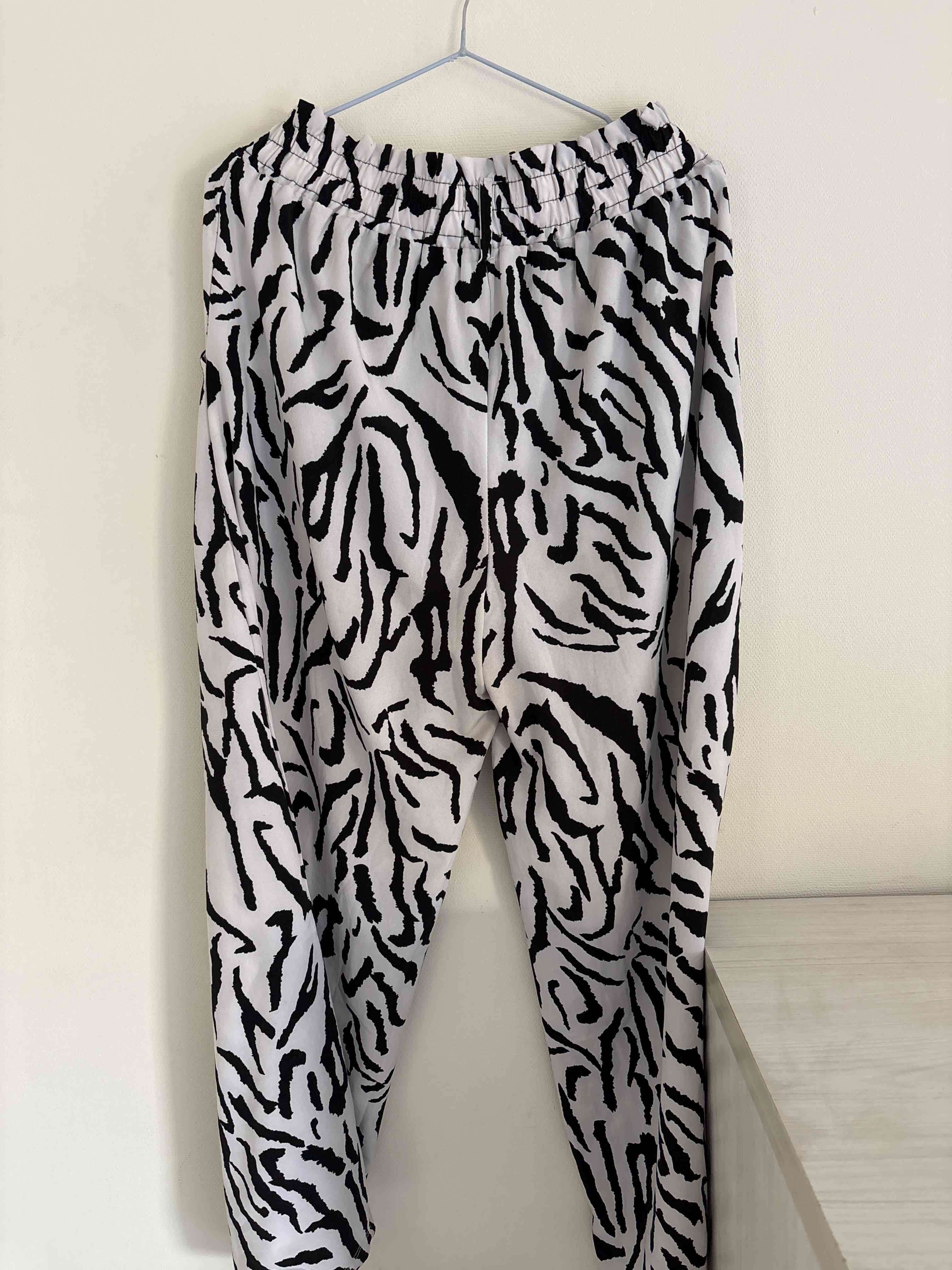 Pantalón estampado animal print - 5