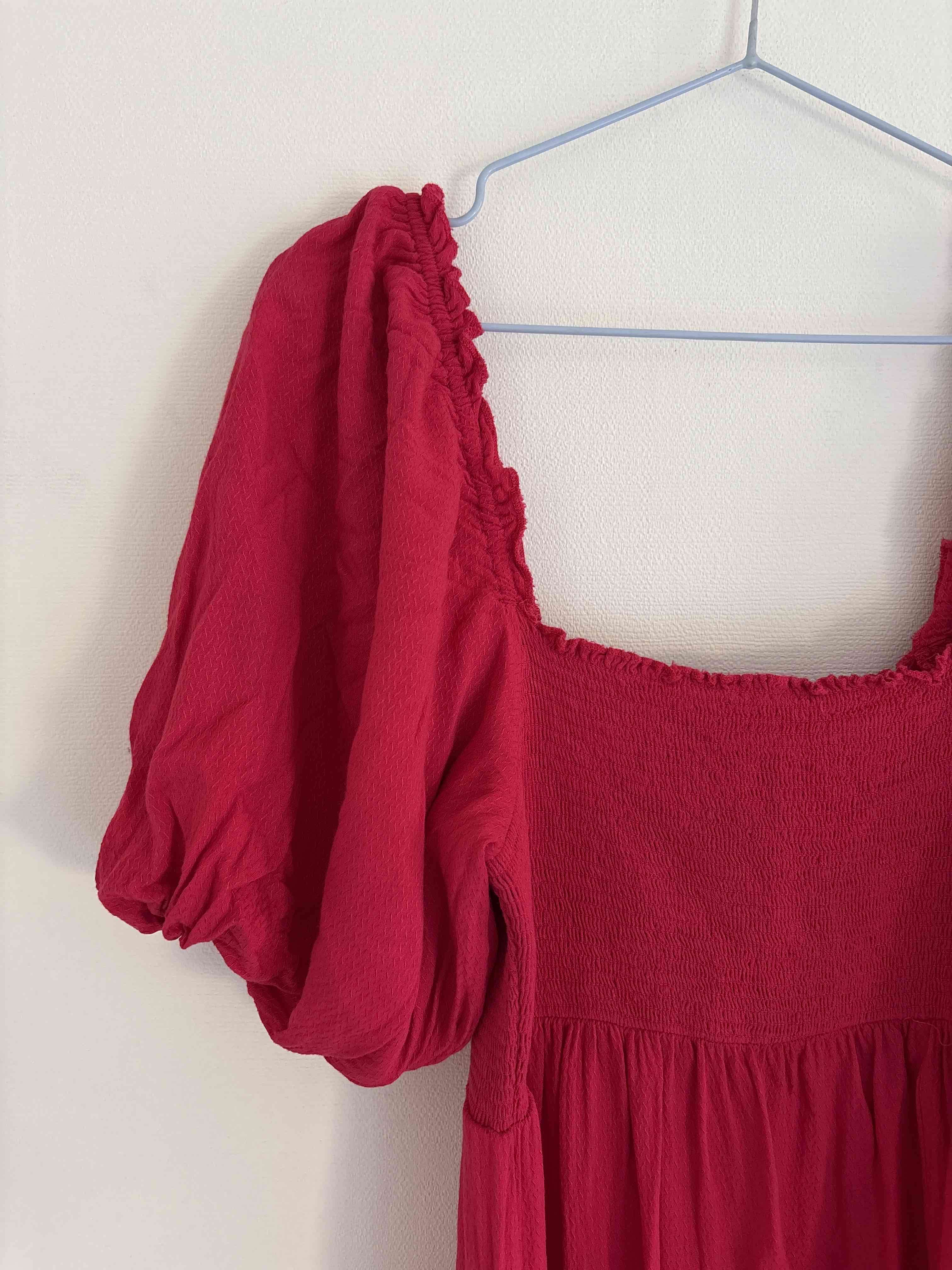 Vestido rojo basement - miniatura 2