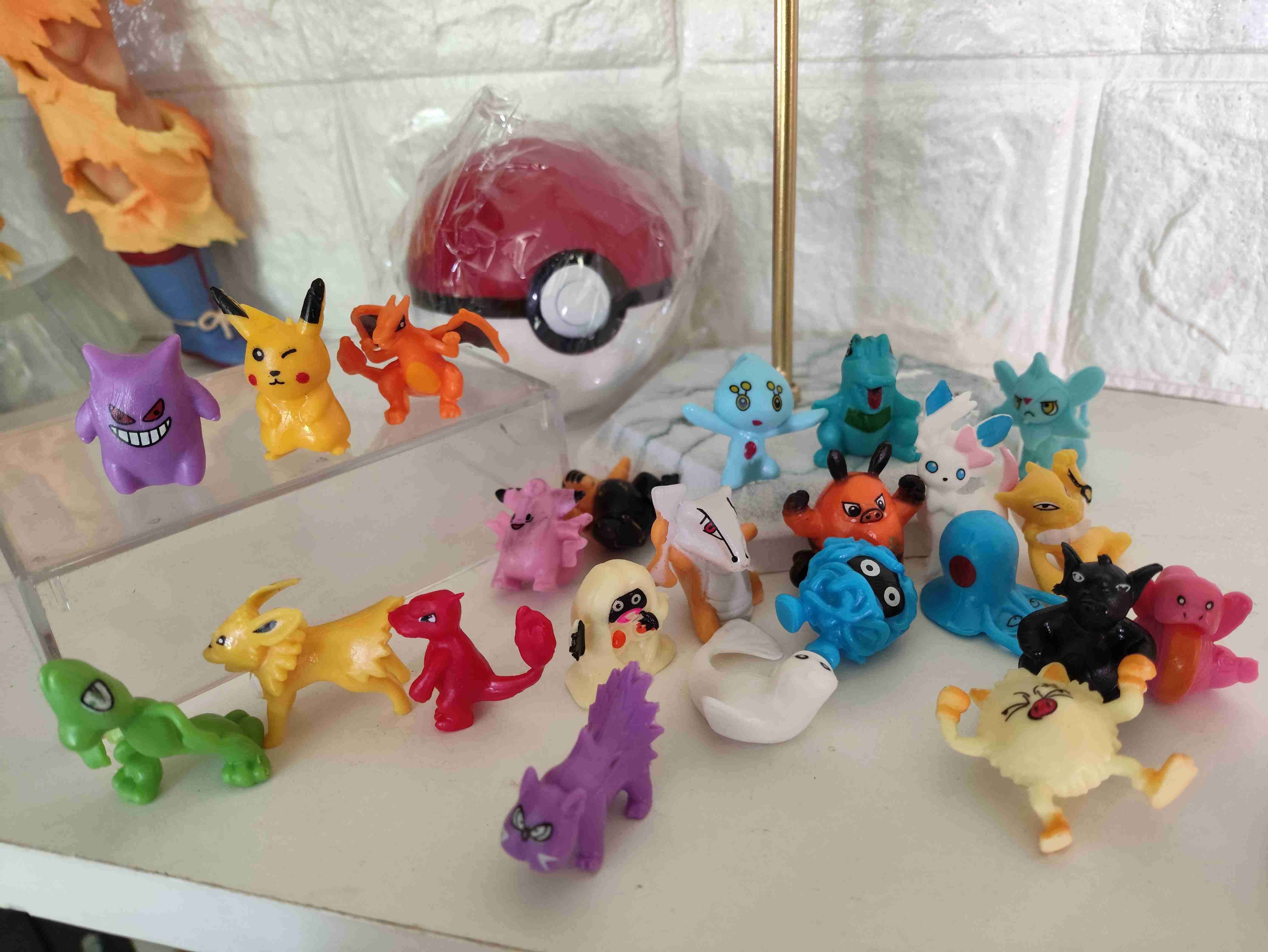 Set mini Pokémon 24 unidades+ pokebola - 1