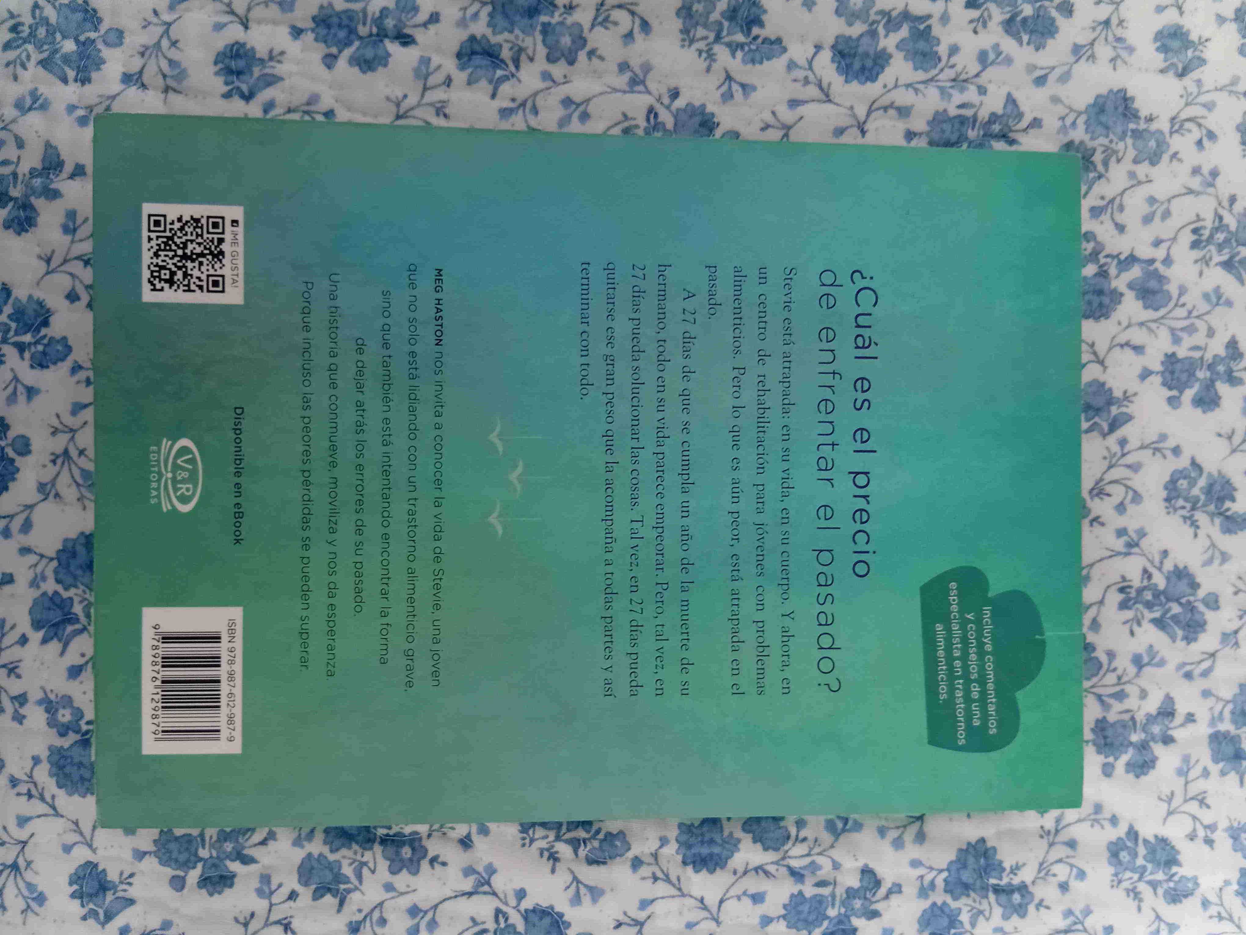 Libro 'Paperweight' de Meg Haston - miniatura 2