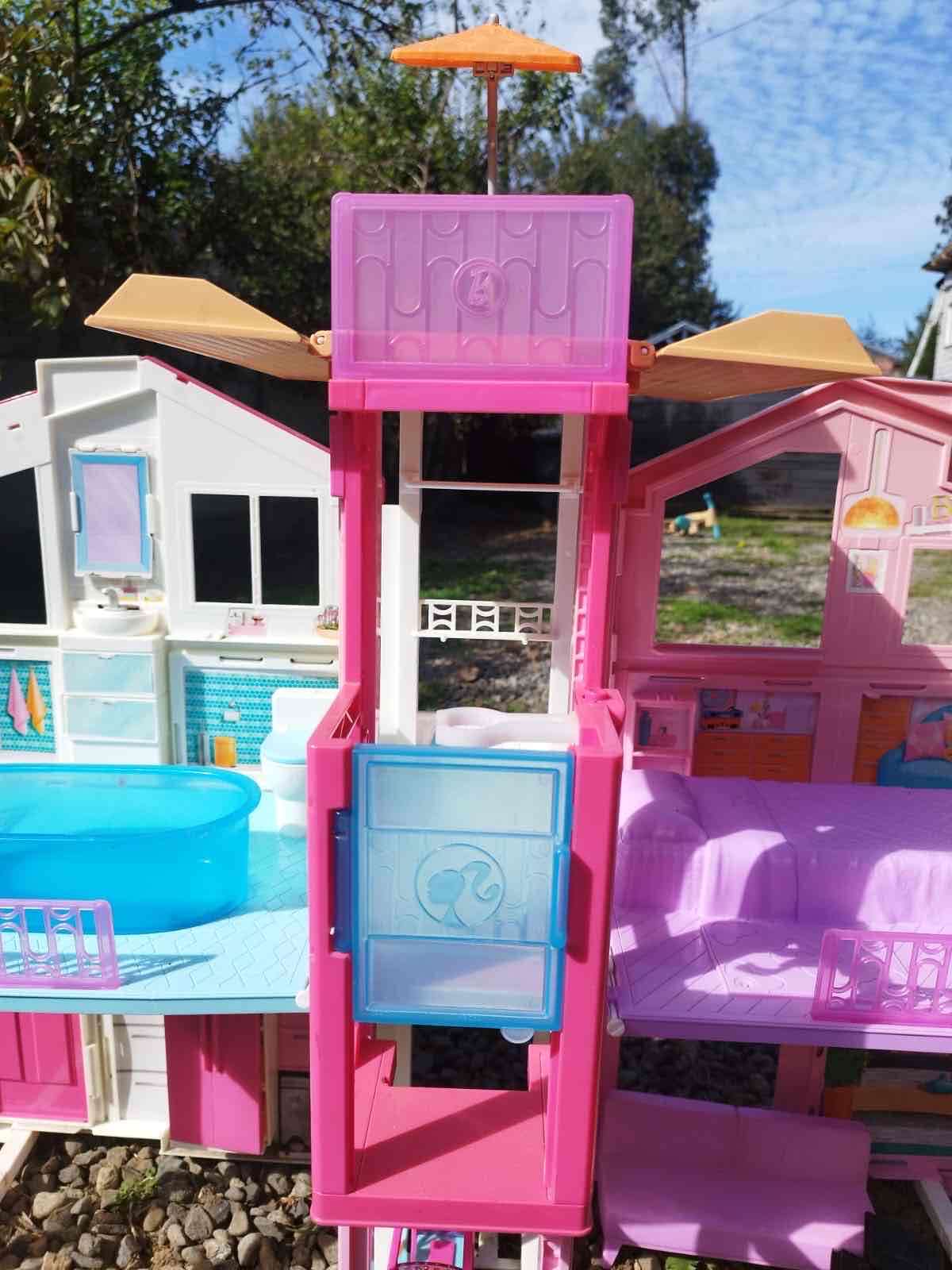 Casa de muñecas rosa - 5