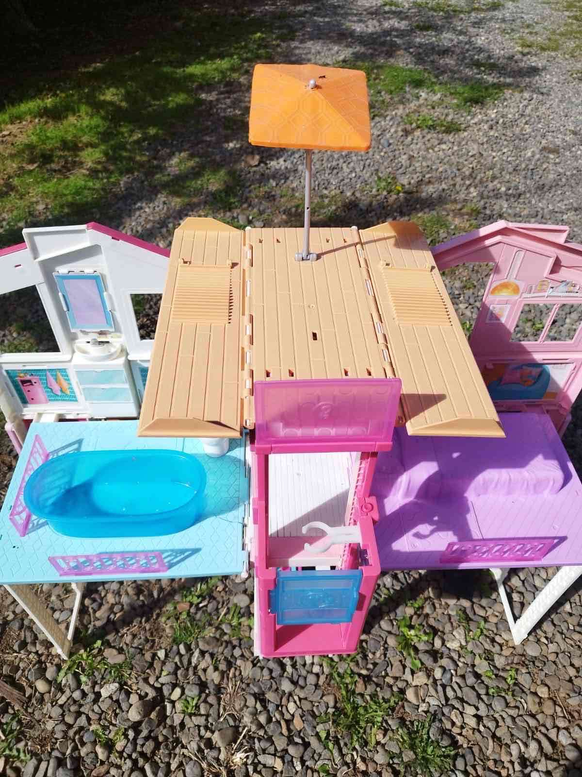 Casa de muñecas rosa - 6