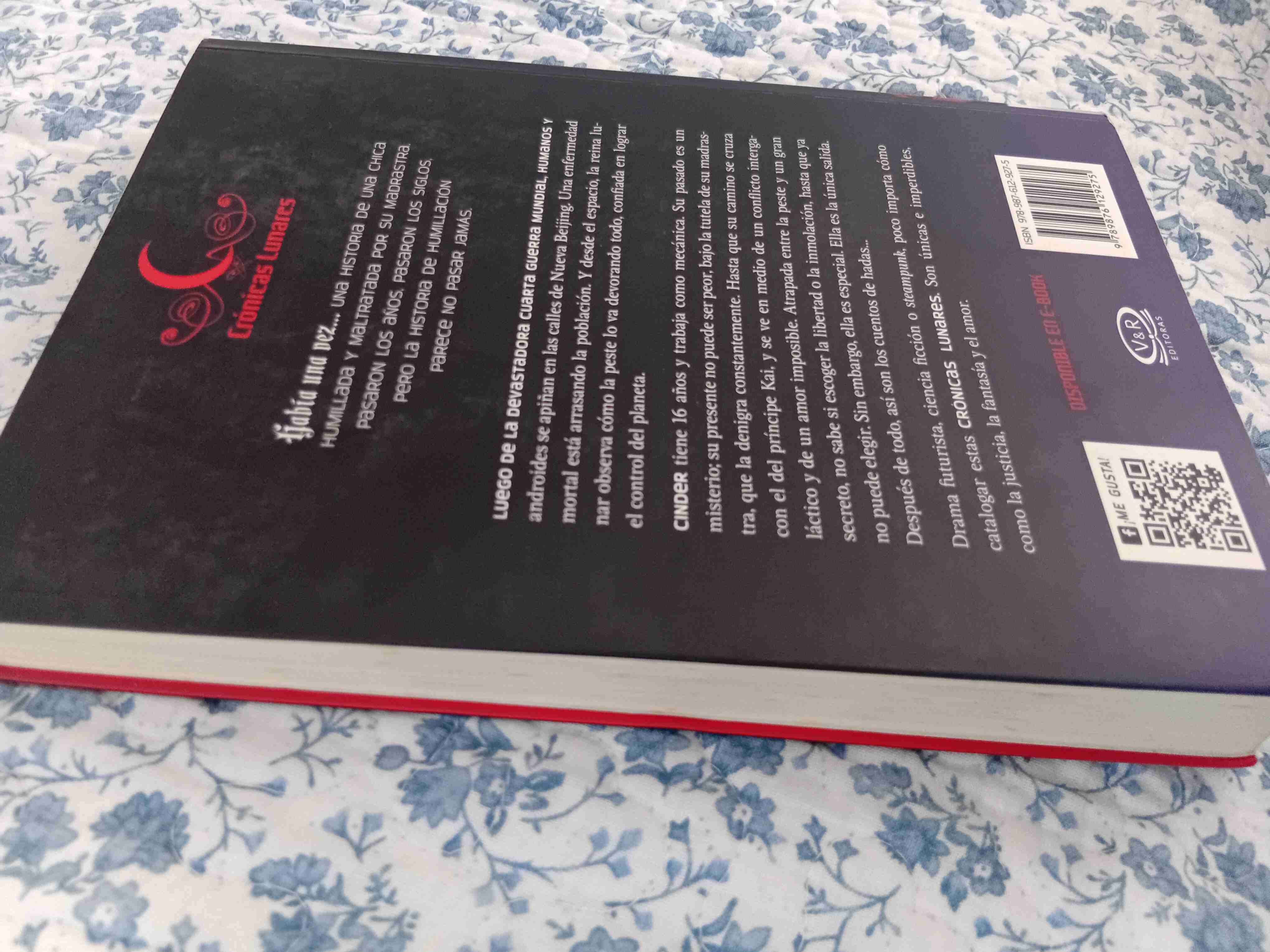 Cinder- Marissa Meyer - miniatura 3