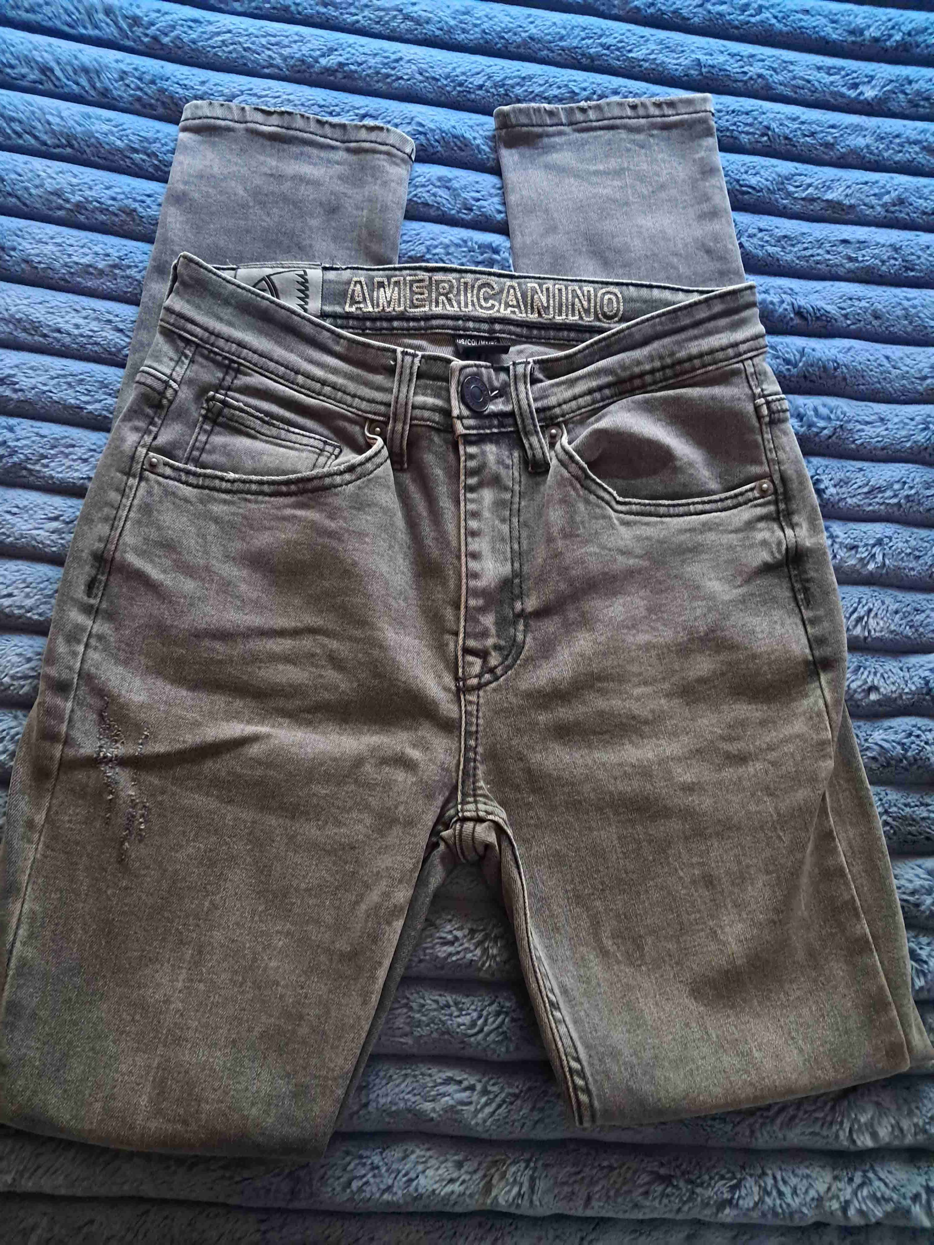 Jeans grises desgastados - miniatura 3