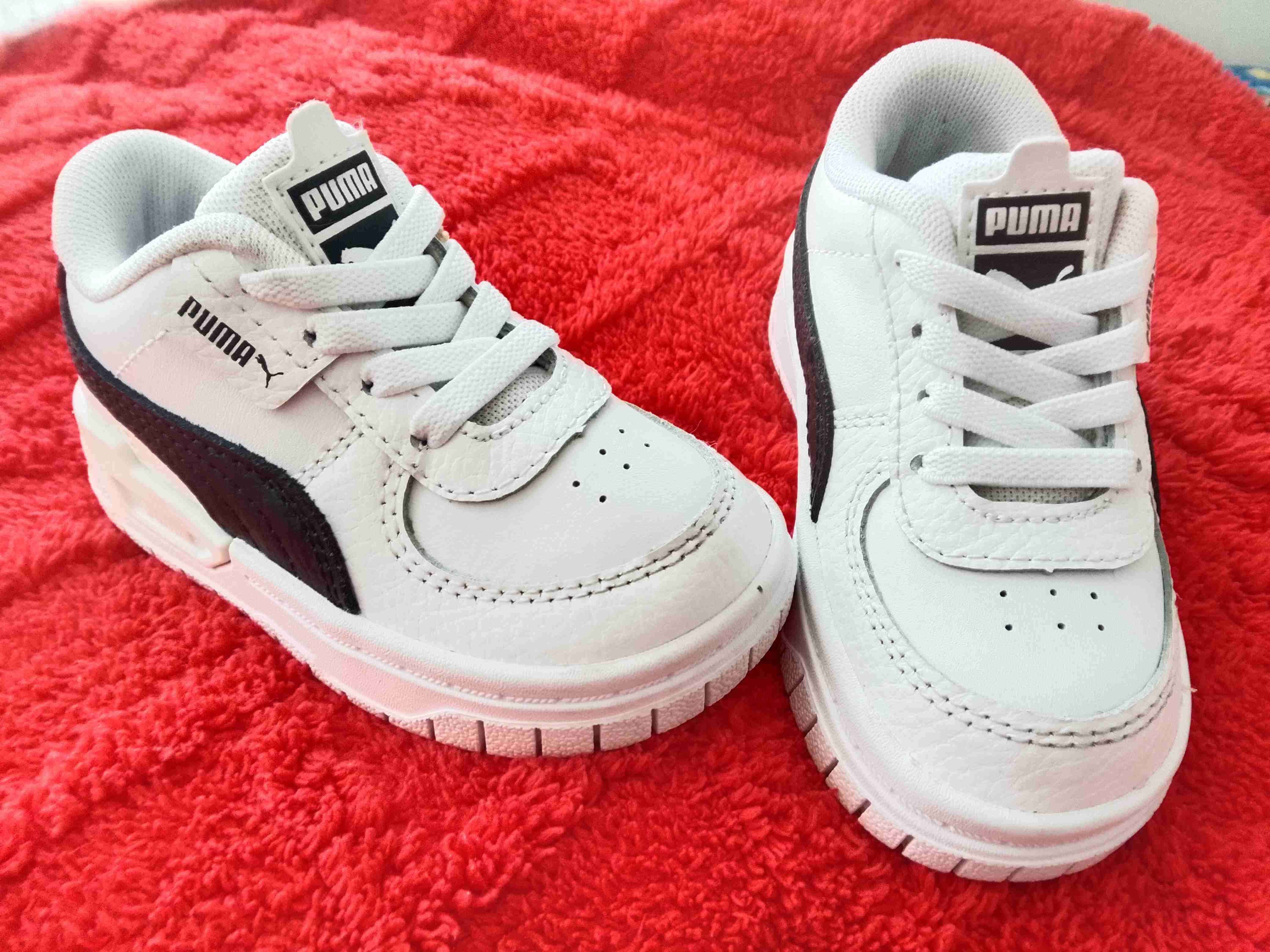 Zapatillas deportivas blancas Puma - miniatura 4