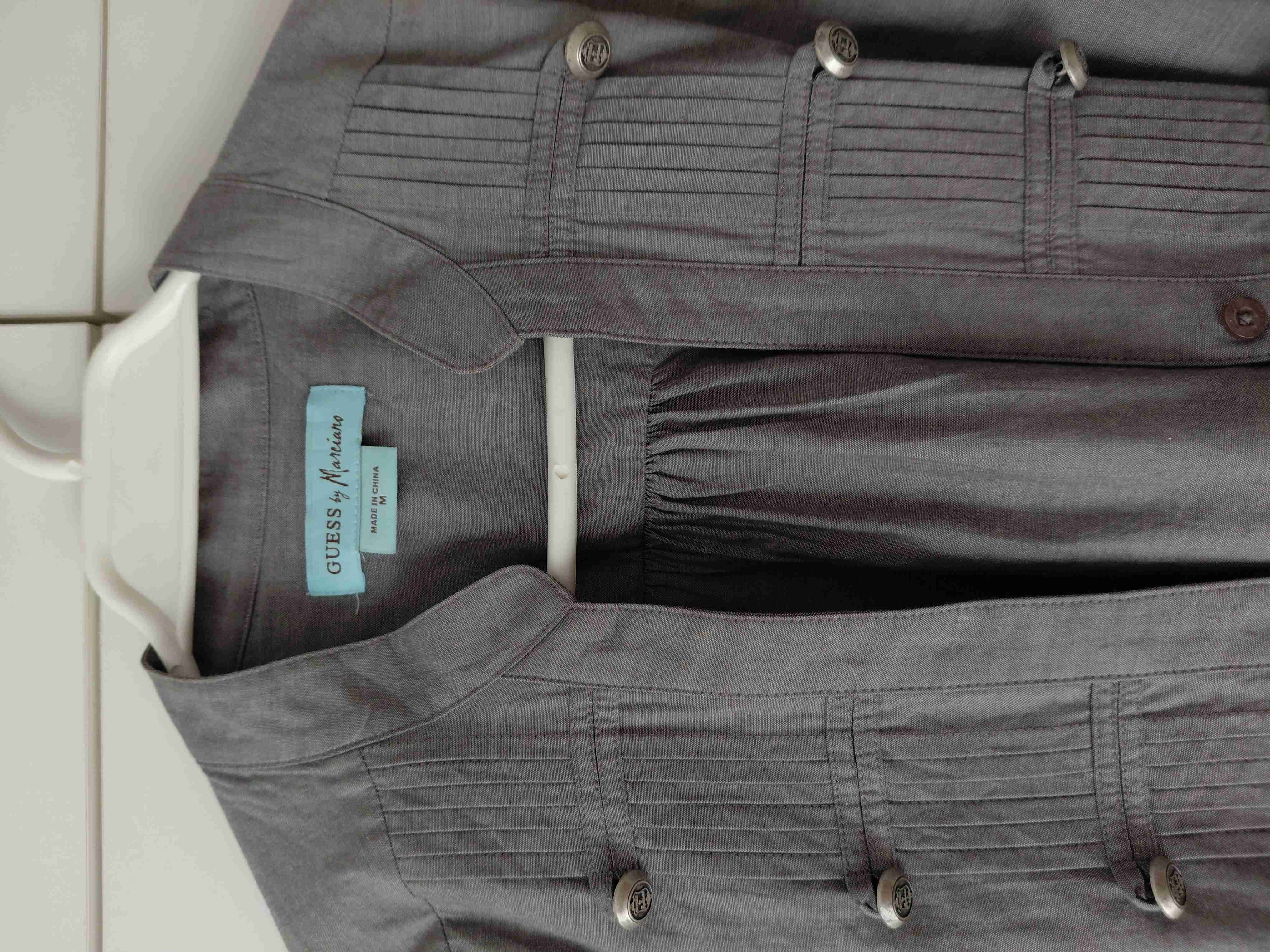 Blusa Exclusive Marciano by Guess - Gris Topo - Ta - 2