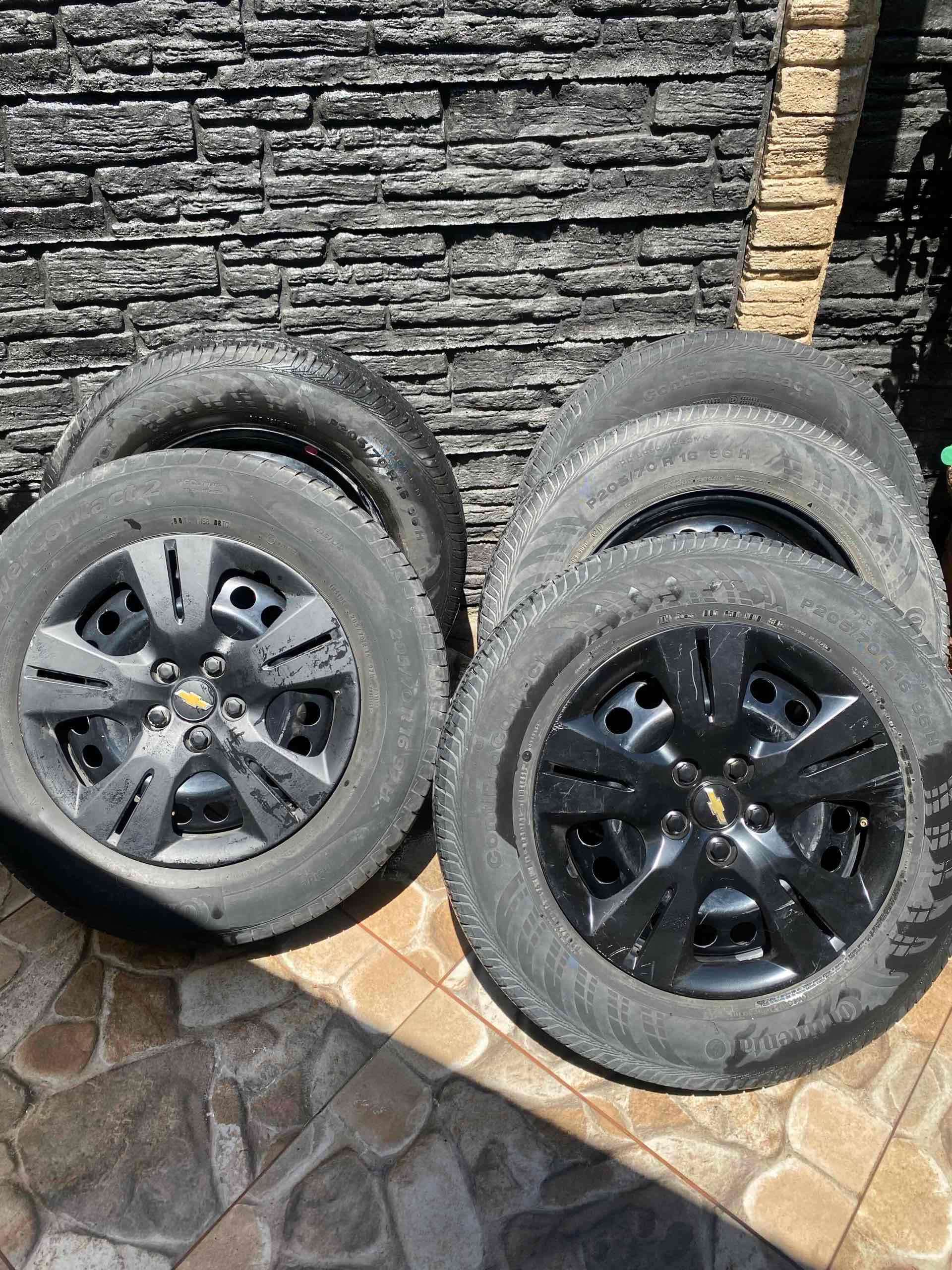 Juego de llantas Chevrolet - miniatura 1